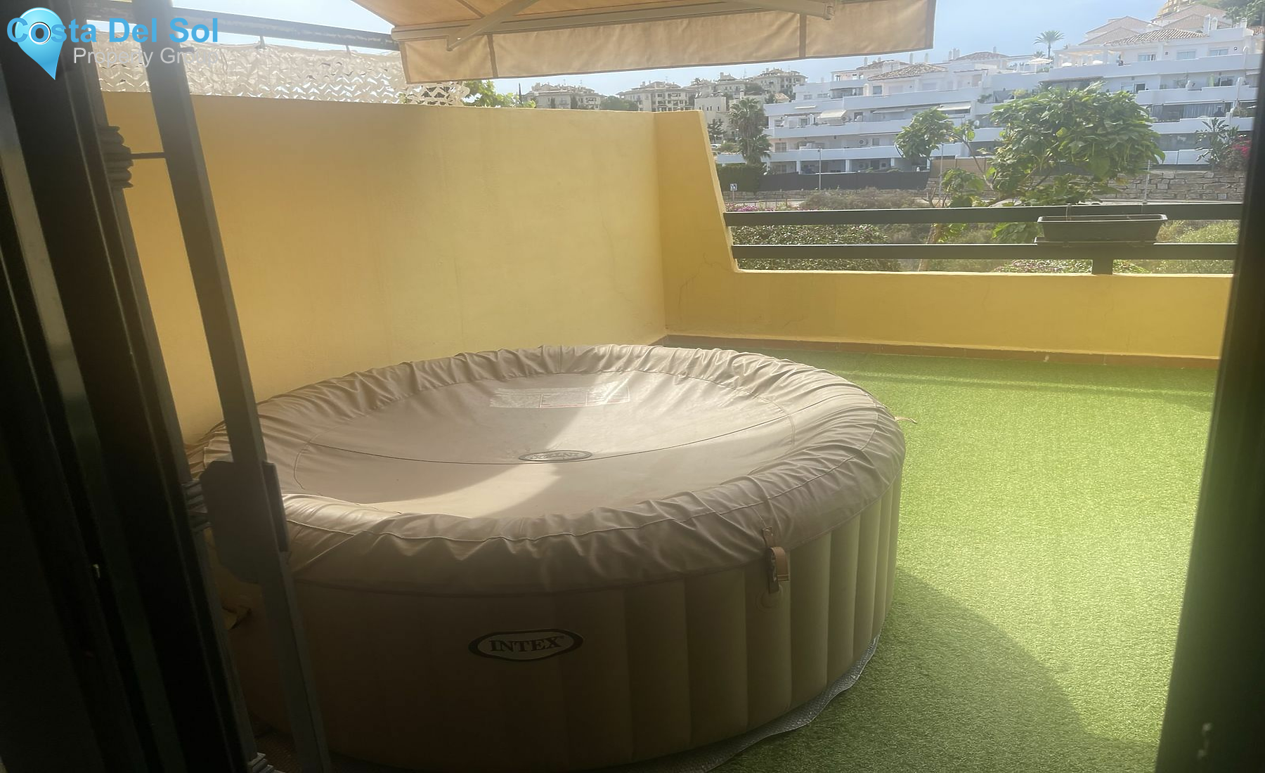 Ground Floor Apartment in Estepona-1544170