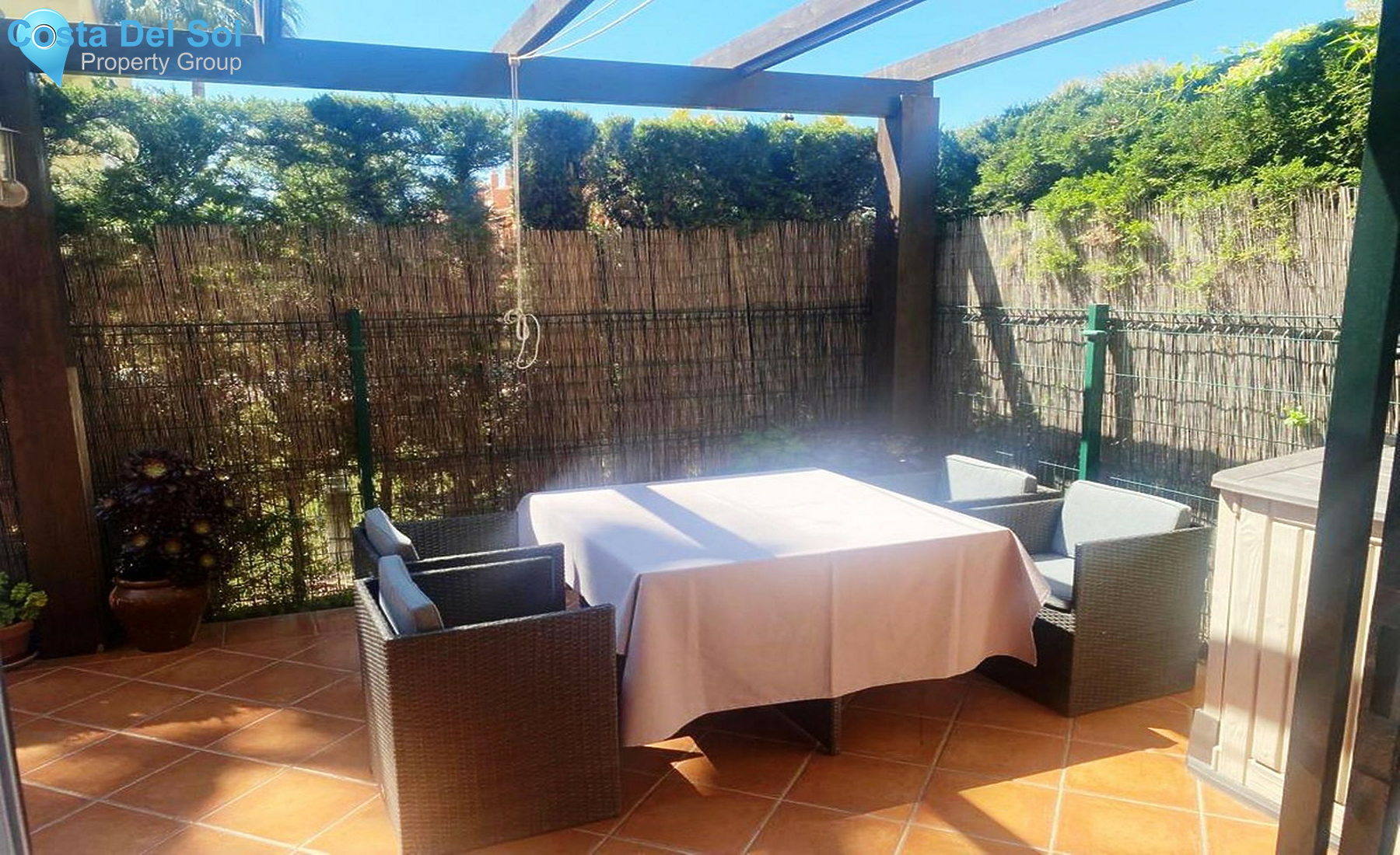 Ground Floor Apartment in Guadalmina Baja-1251610