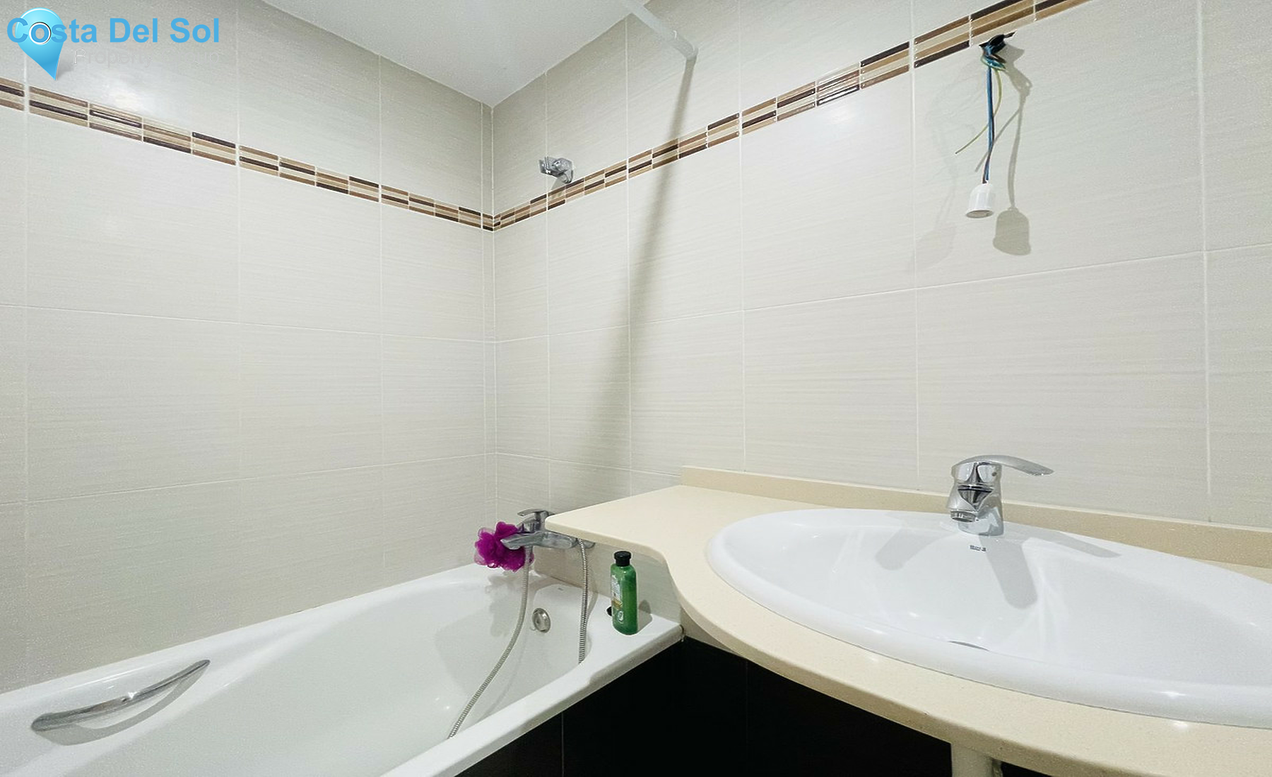 Ground Floor Apartment in La Duquesa-1498768