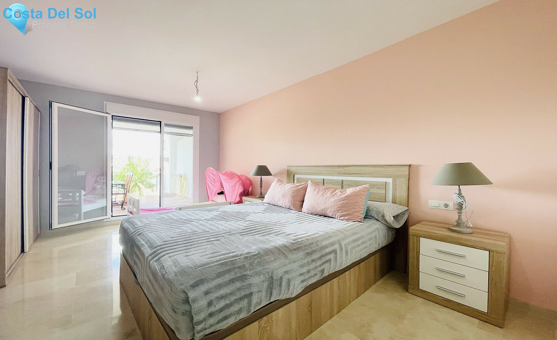 Ground Floor Apartment in La Duquesa-1498765