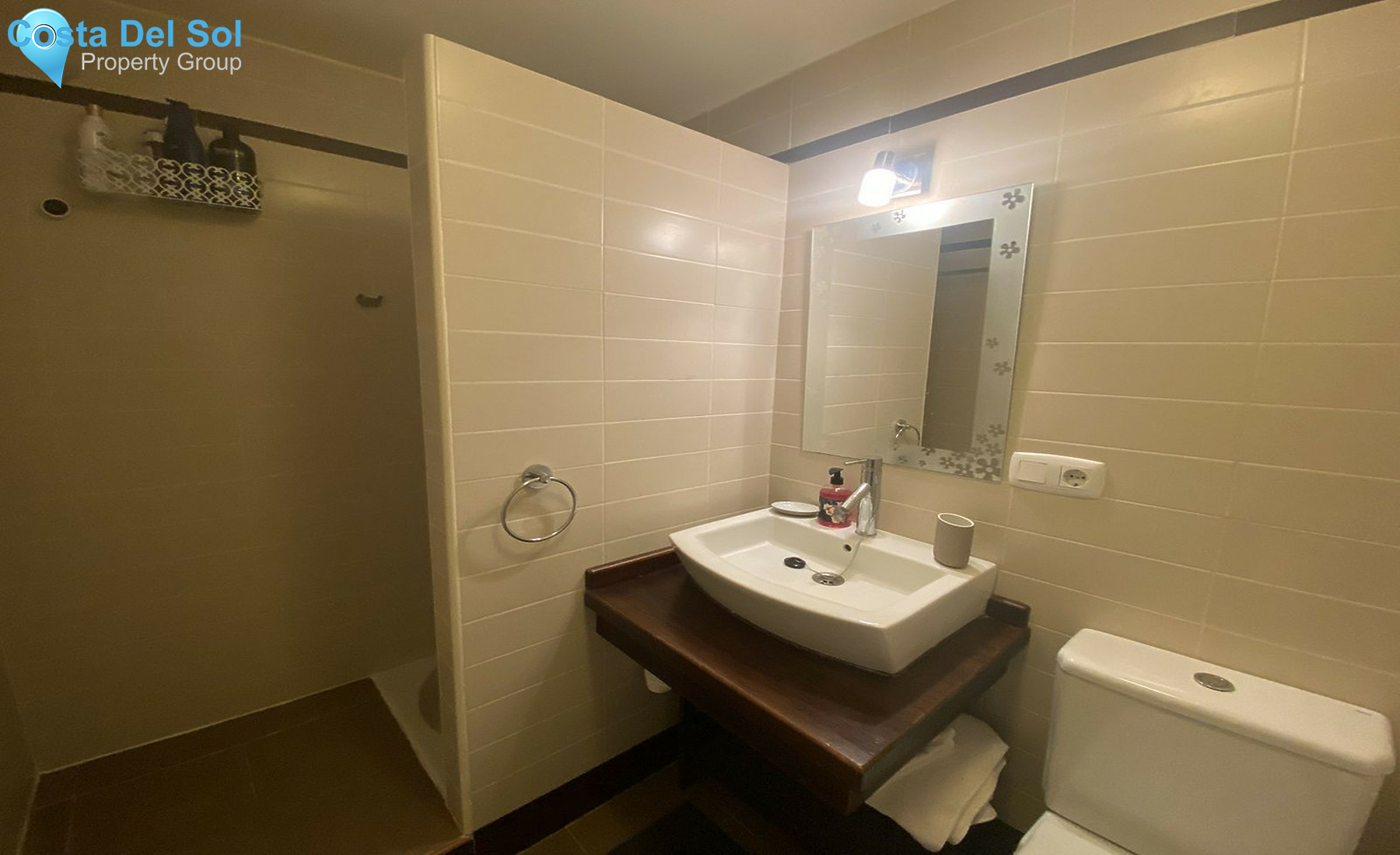 Ground Floor Apartment in La Duquesa-1508137