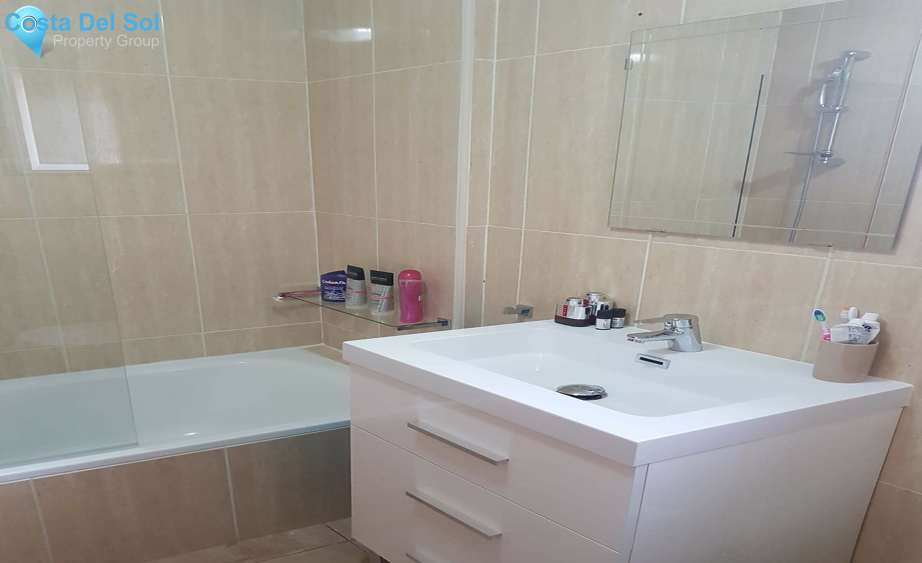 Ground Floor Apartment in La Duquesa-1543972