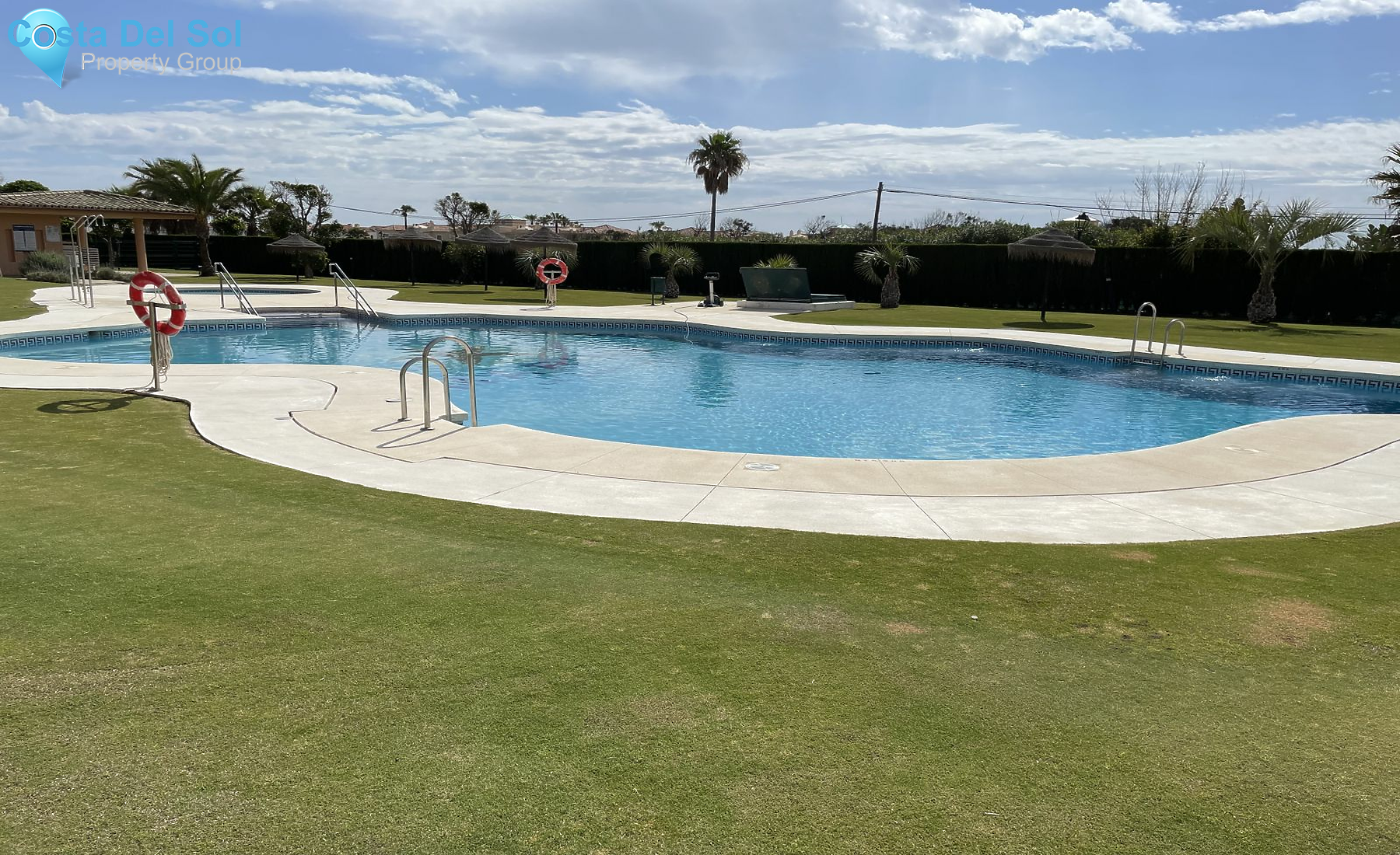 Ground Floor Apartment in La Duquesa-1171160
