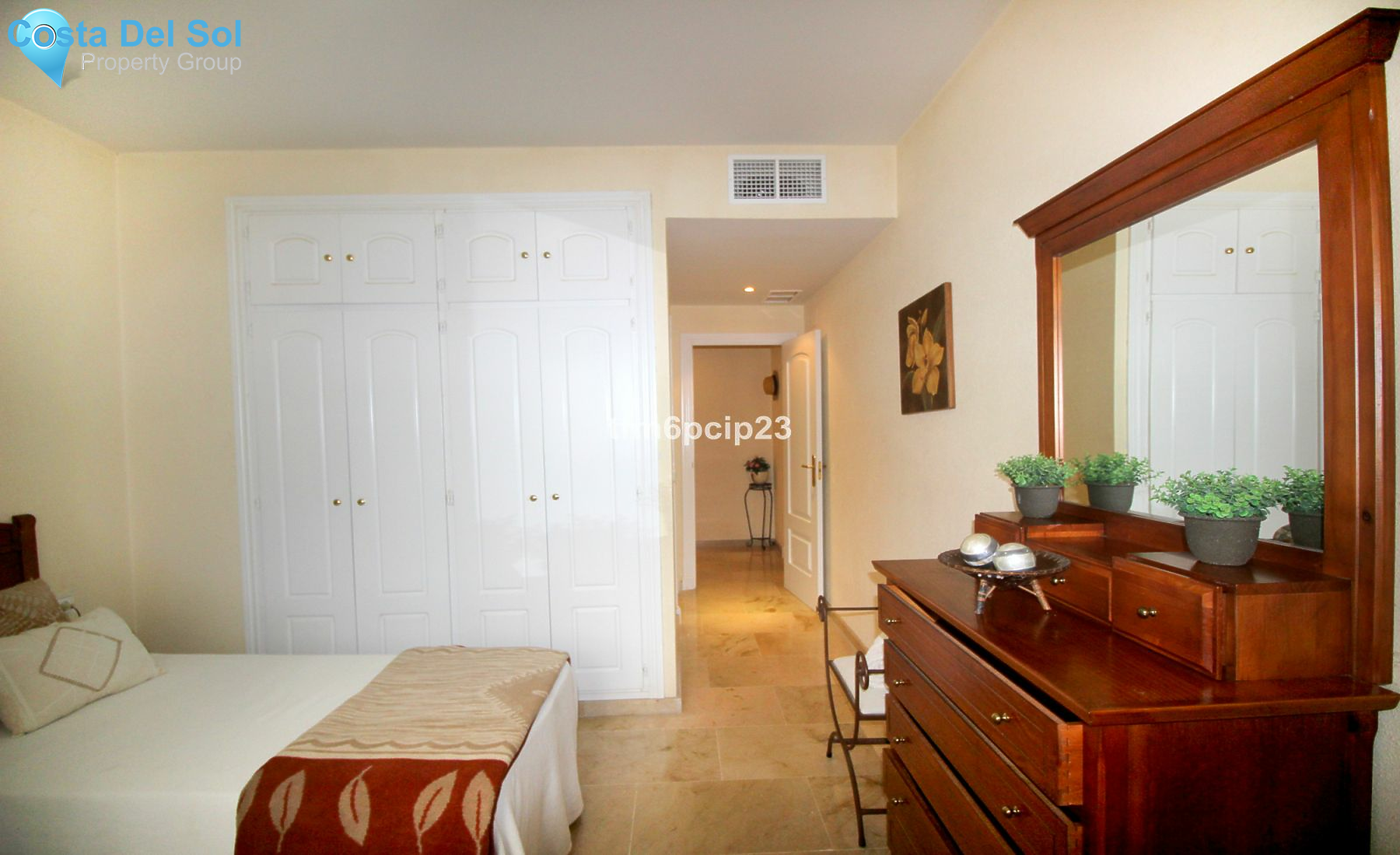 Ground Floor Apartment in La Duquesa-1392996
