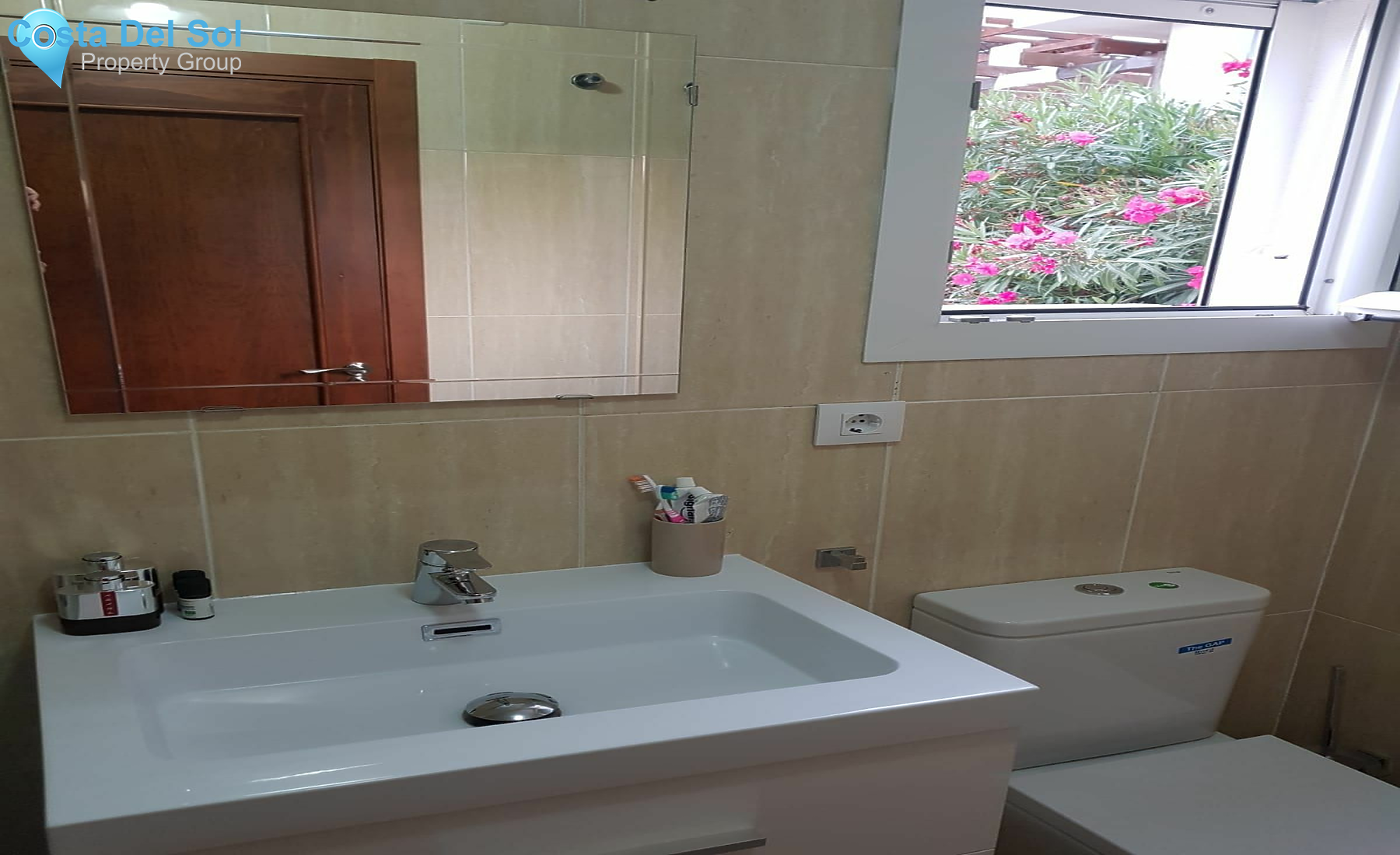 Ground Floor Apartment in La Duquesa-1393551