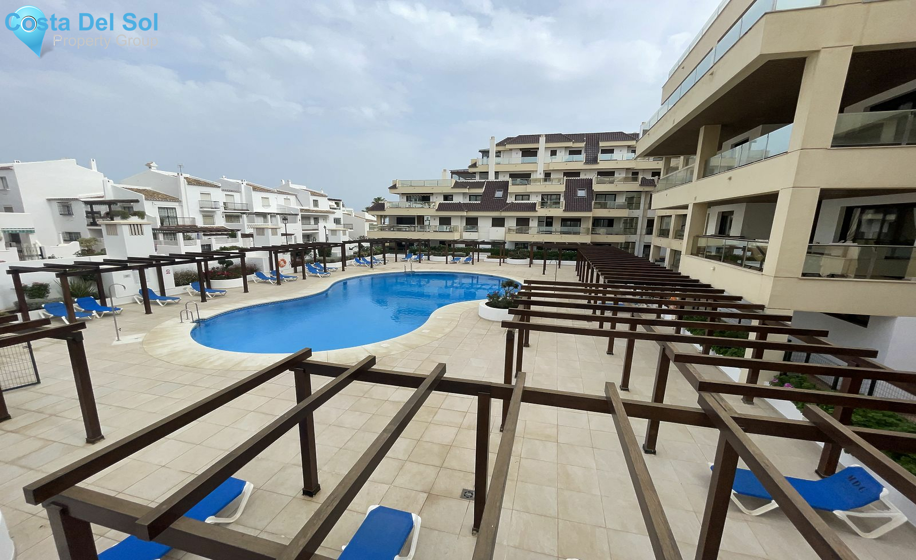 Ground Floor Apartment in La Duquesa-1534786