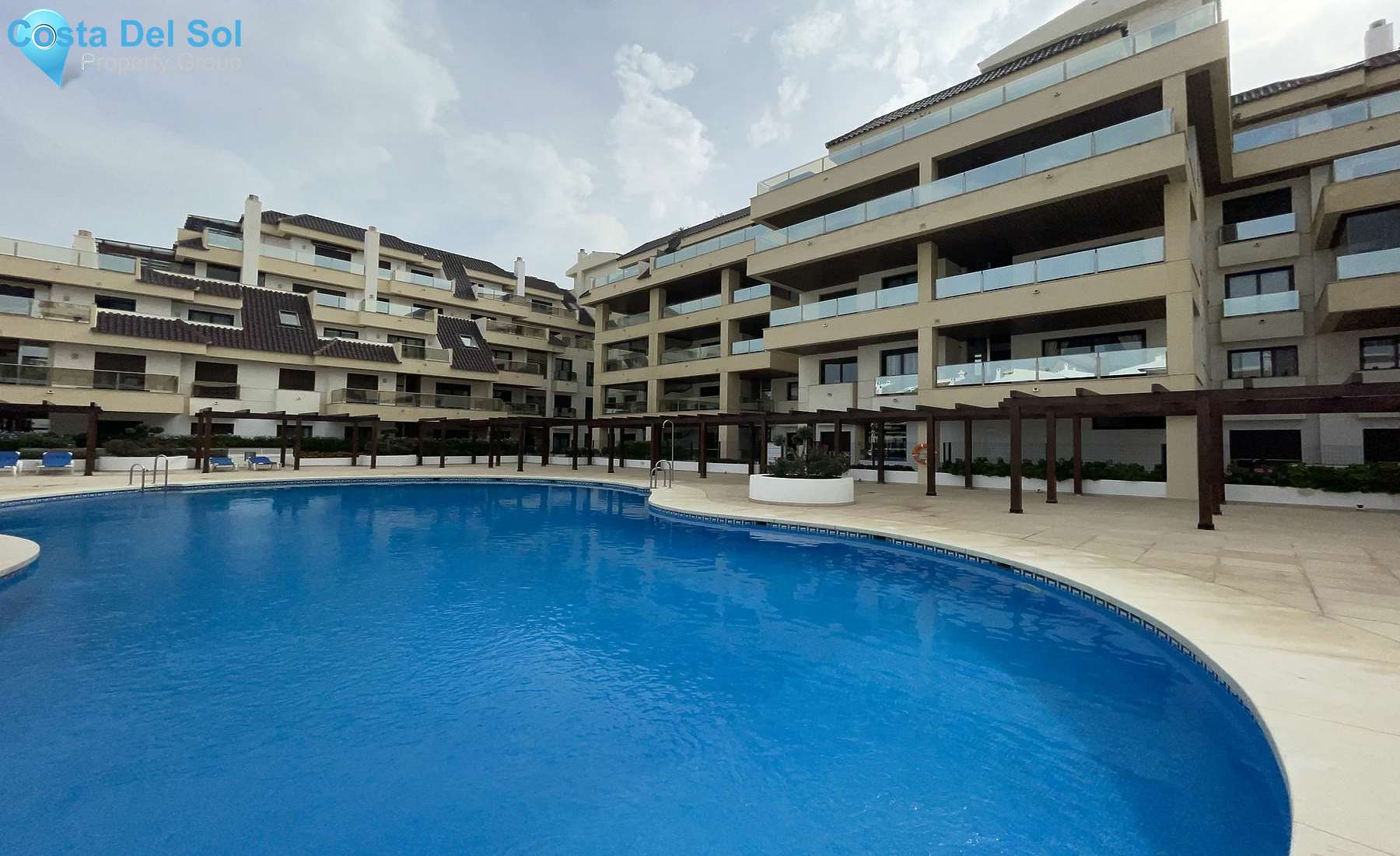 Ground Floor Apartment in La Duquesa-1534787