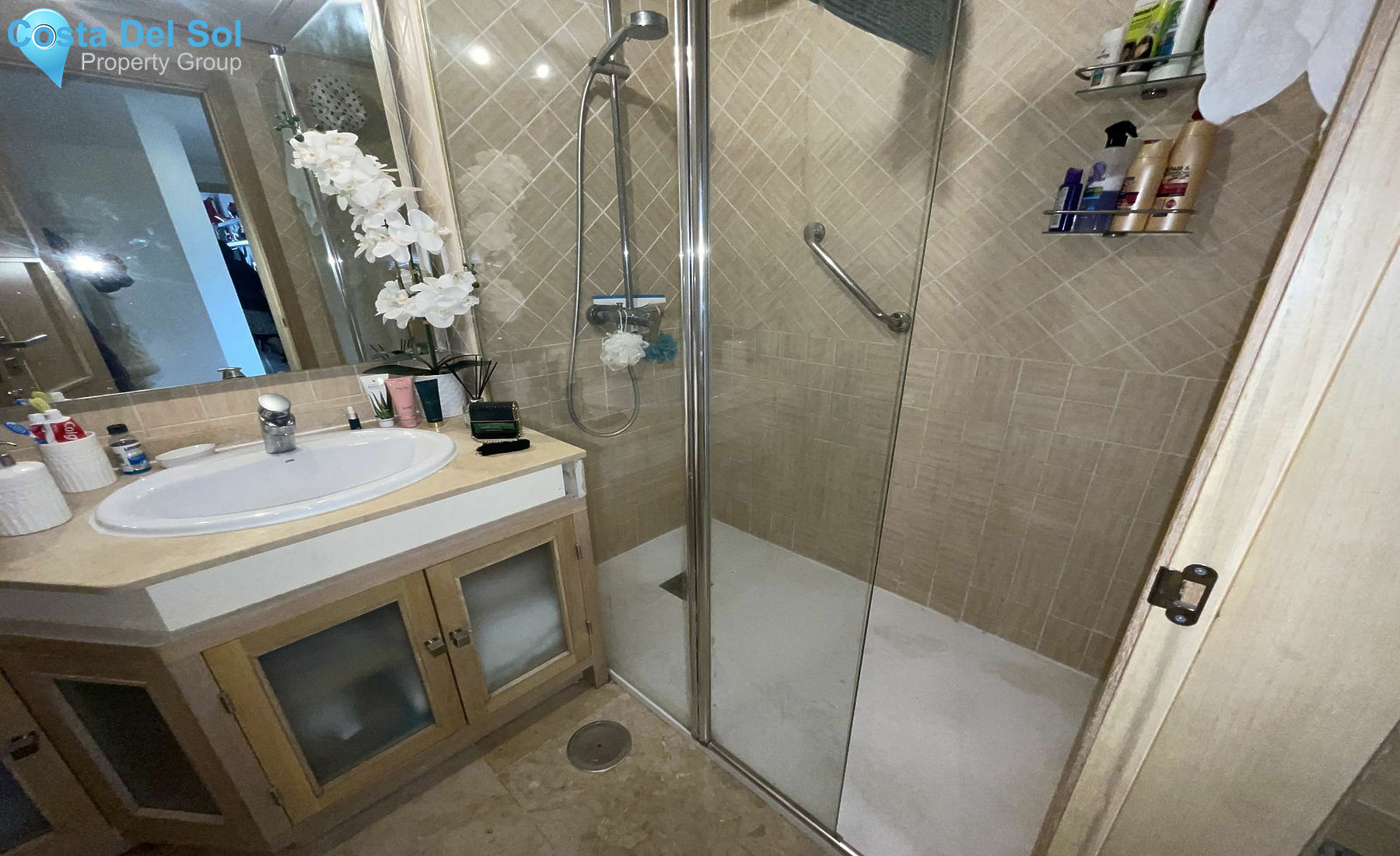 Ground Floor Apartment in La Duquesa-1534781
