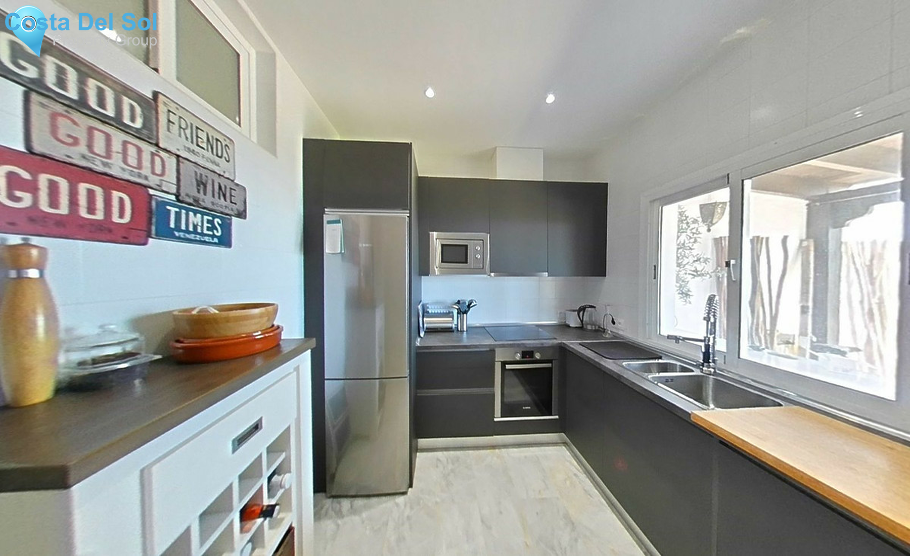 Ground Floor Apartment in La Mairena-1261539