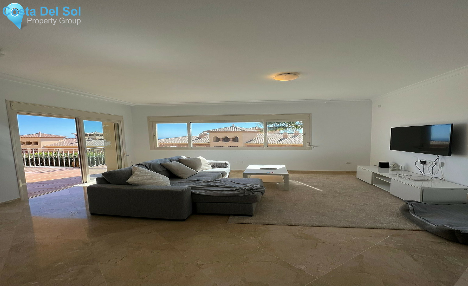 Ground Floor Apartment in La Mairena-1303983