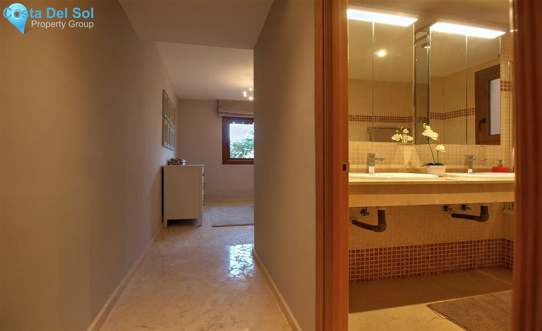 Ground Floor Apartment in La Mairena-1355720