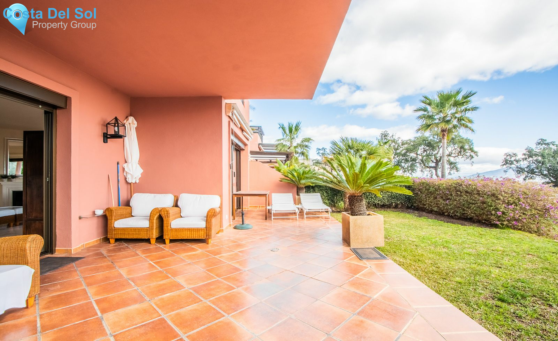 Ground Floor Apartment in La Mairena-1143561