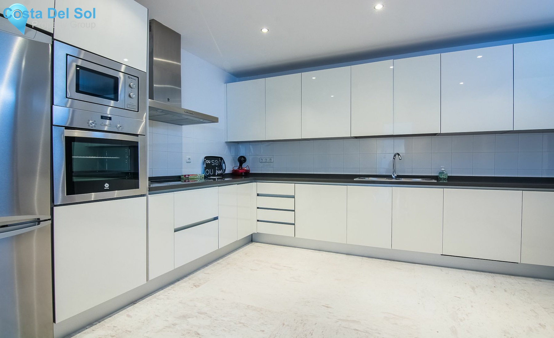 Ground Floor Apartment in La Mairena-1151294