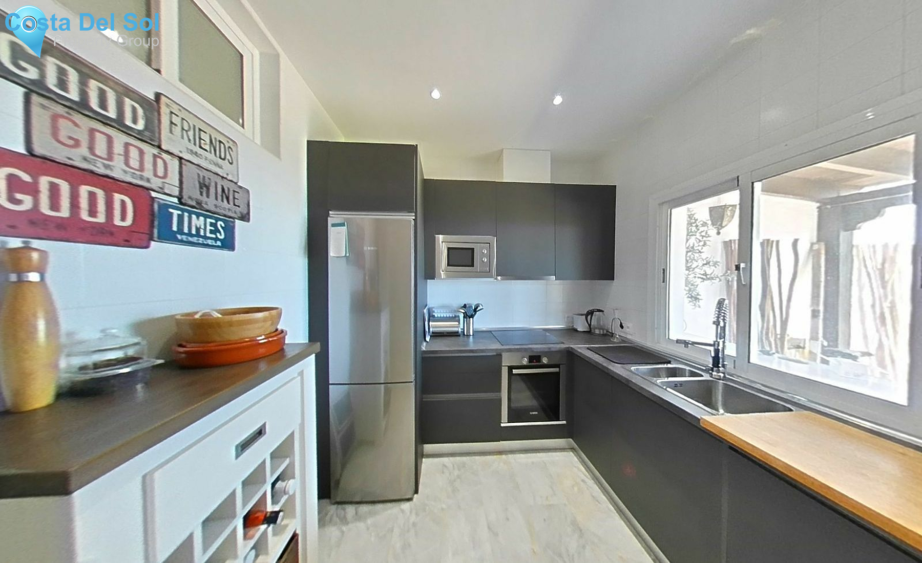 Ground Floor Apartment in La Mairena-1158673