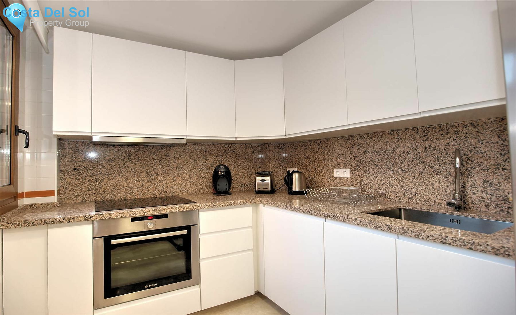 Ground Floor Apartment in La Mairena-1219606