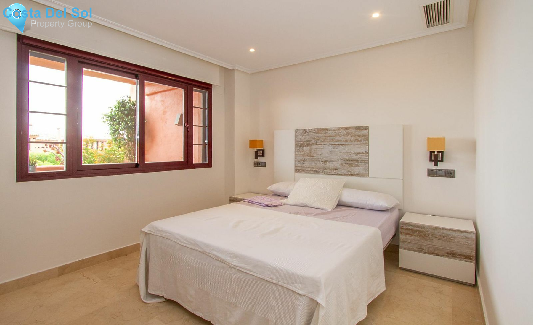 Ground Floor Apartment in La Mairena-1395995