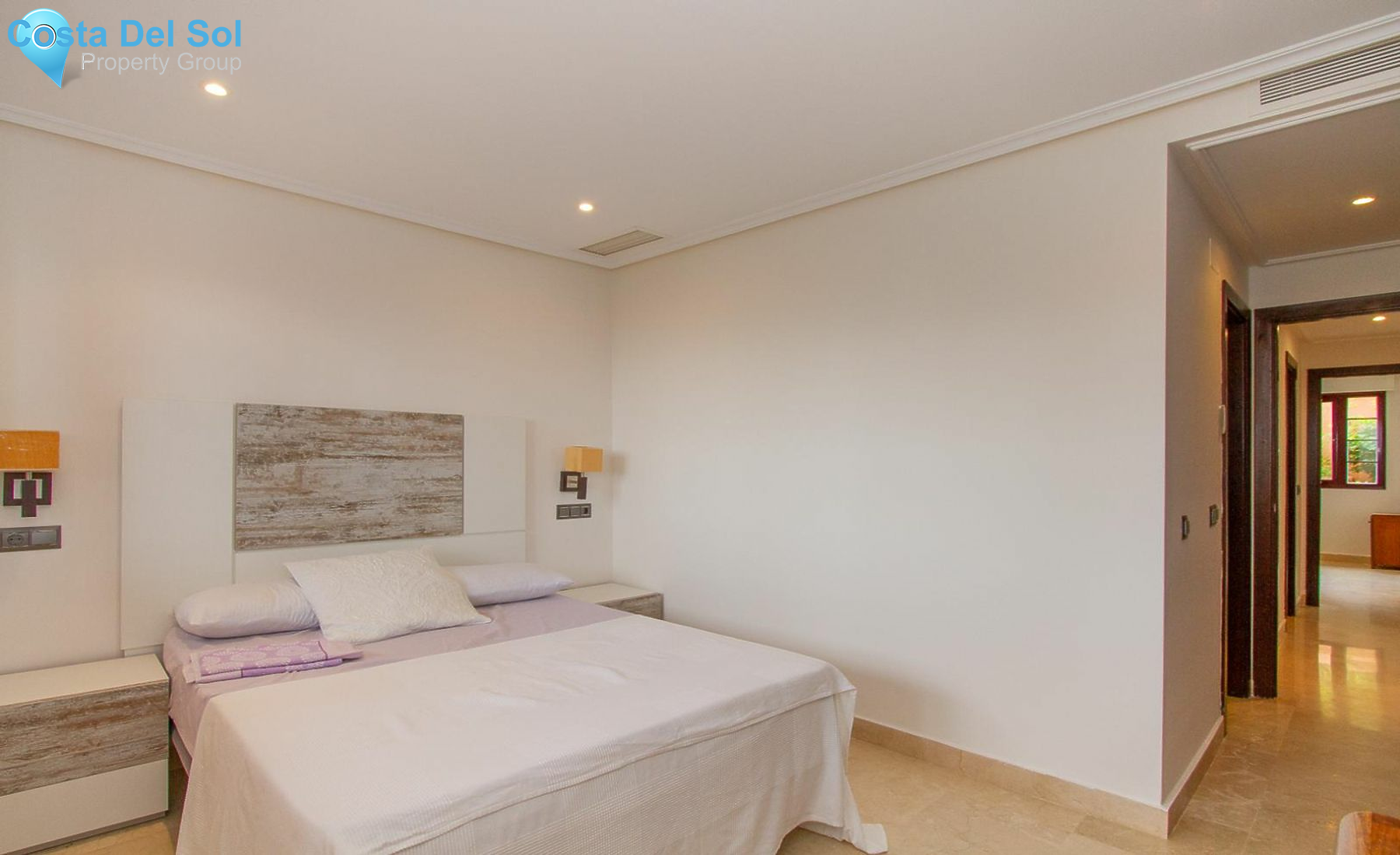 Ground Floor Apartment in La Mairena-1395996