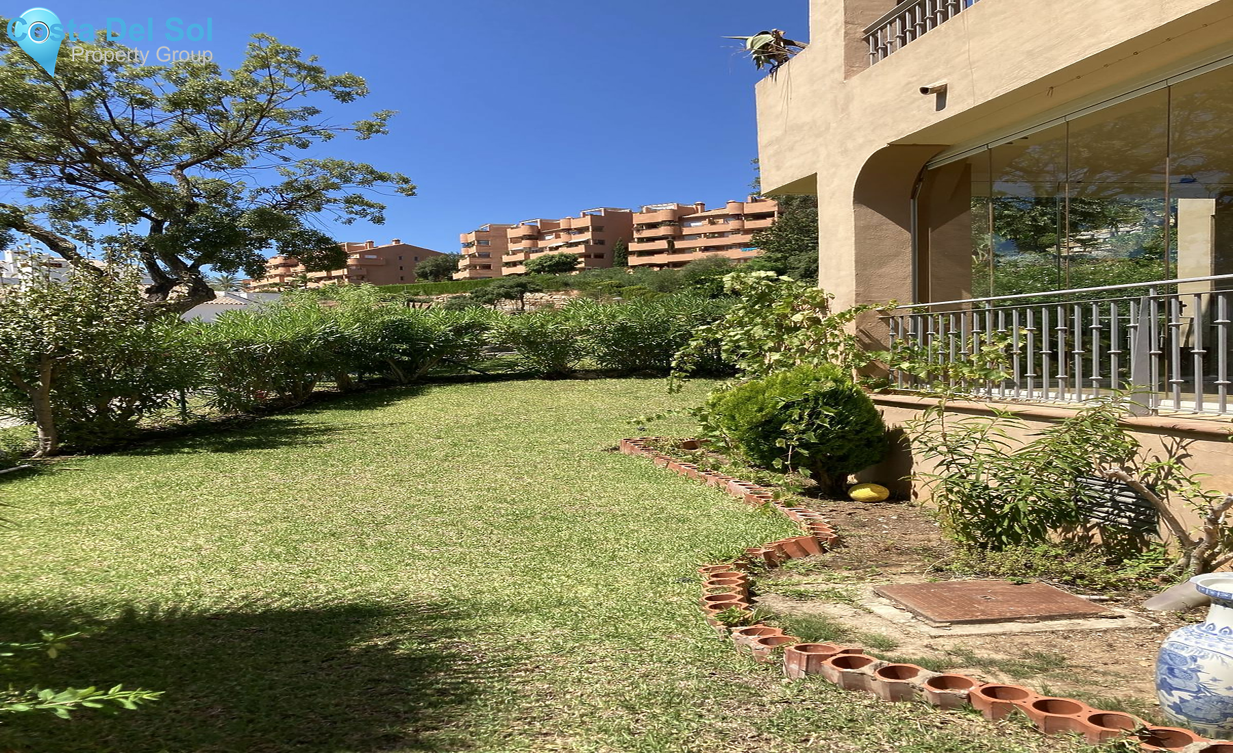 Ground Floor Apartment in La Mairena-1427020