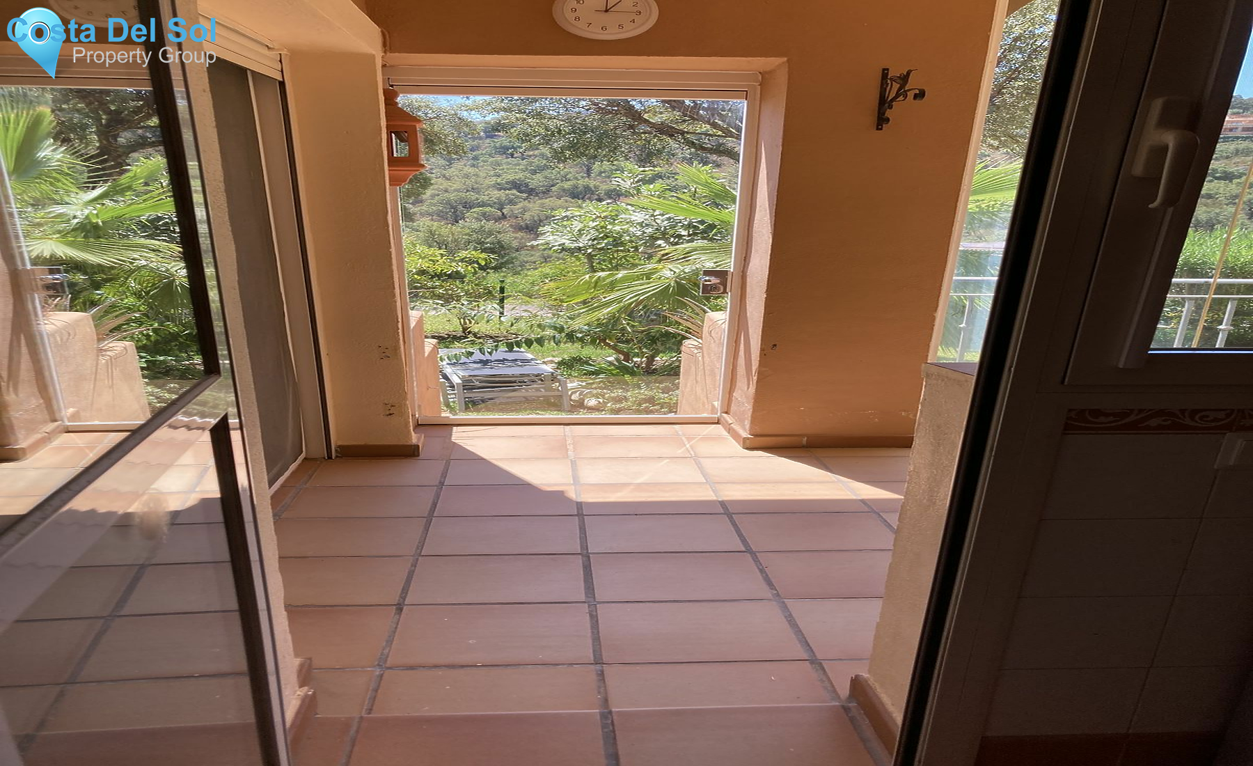 Ground Floor Apartment in La Mairena-1427026