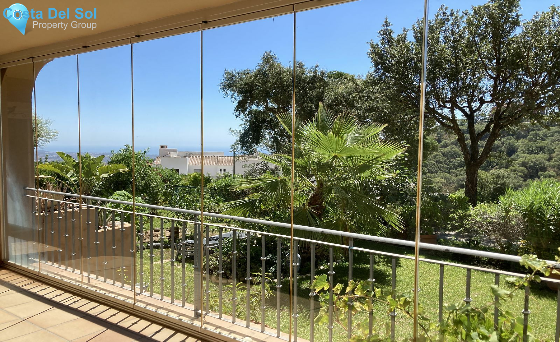 Ground Floor Apartment in La Mairena-1427010