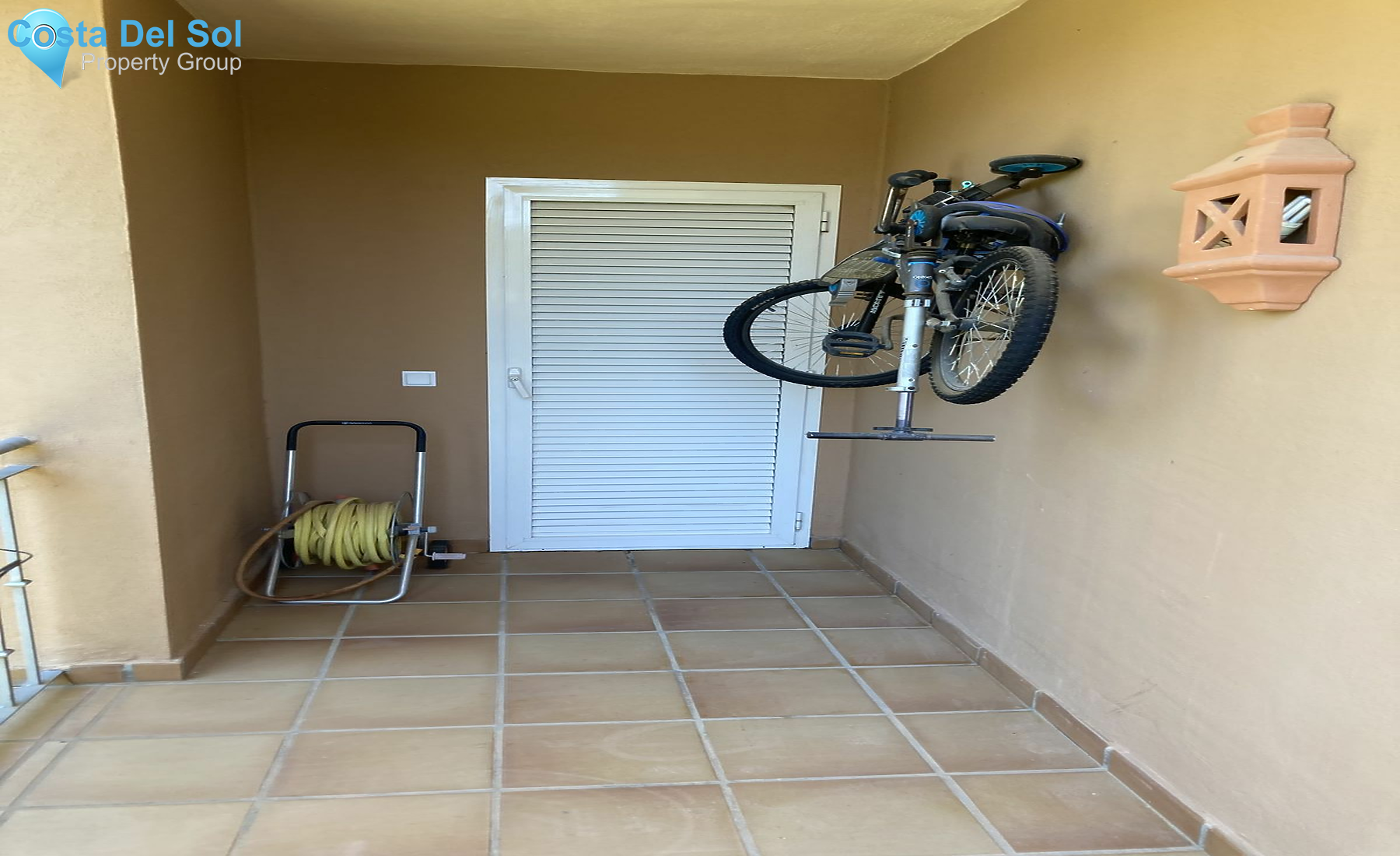 Ground Floor Apartment in La Mairena-1427016