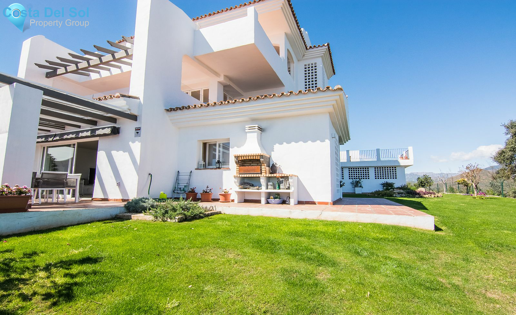 Ground Floor Apartment in La Mairena-1427376