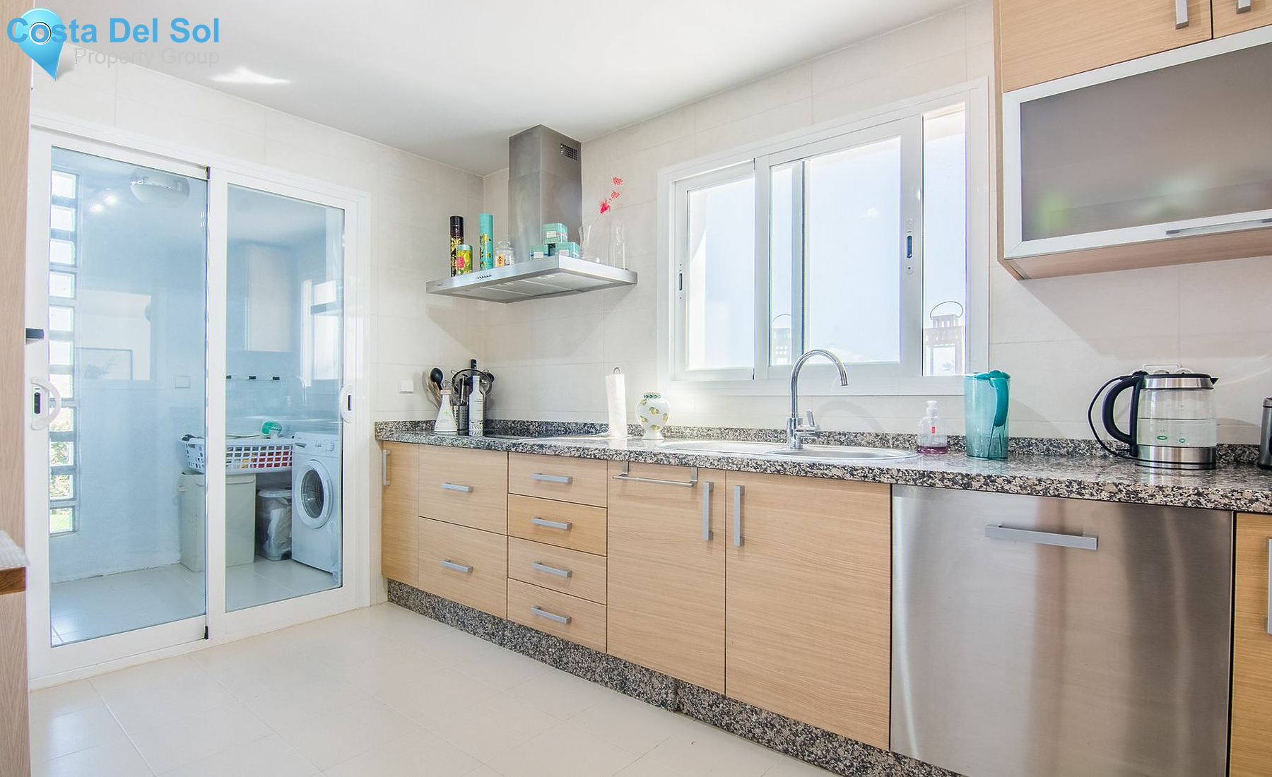 Ground Floor Apartment in La Mairena-1427367