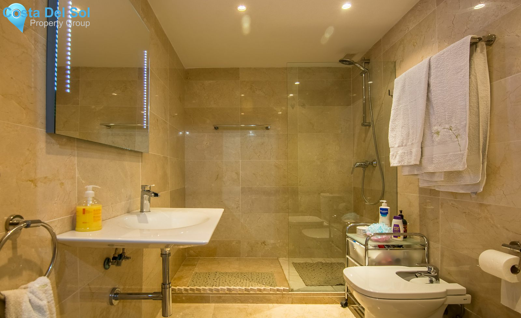 Ground Floor Apartment in La Mairena-1427368
