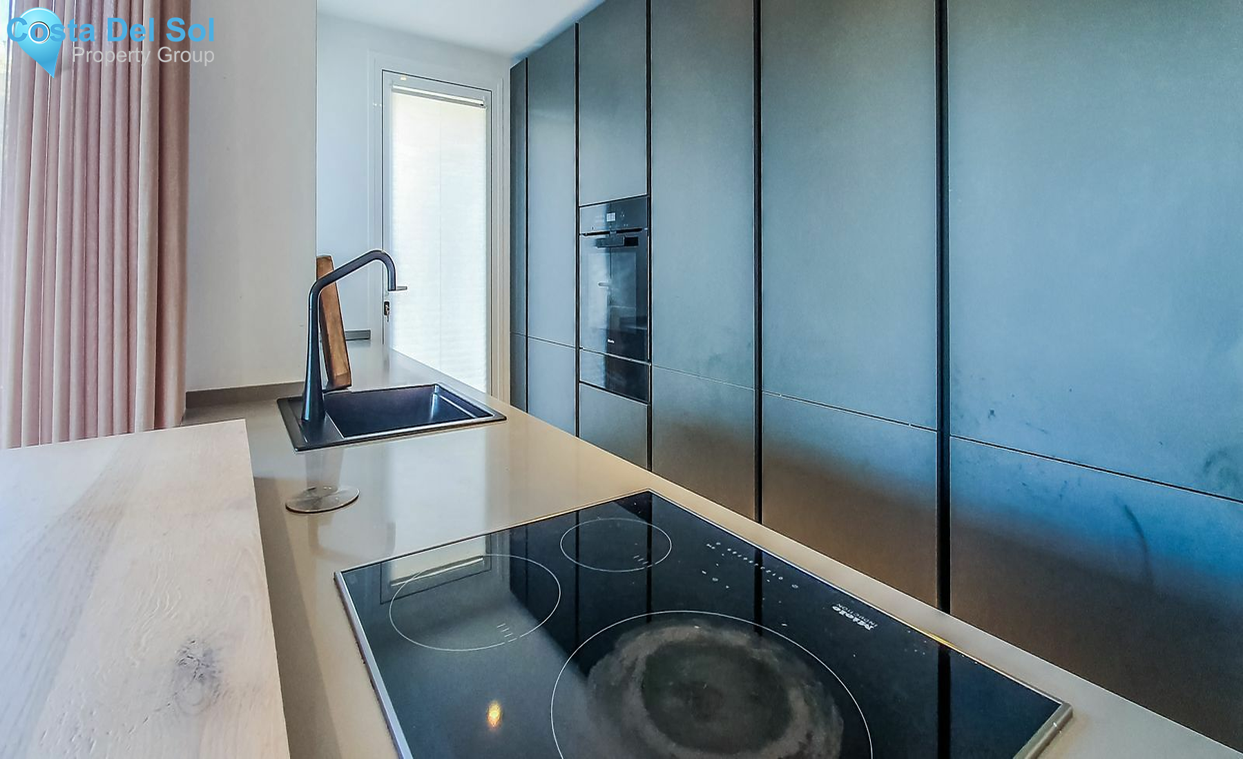 Ground Floor Apartment in La Mairena-1550875