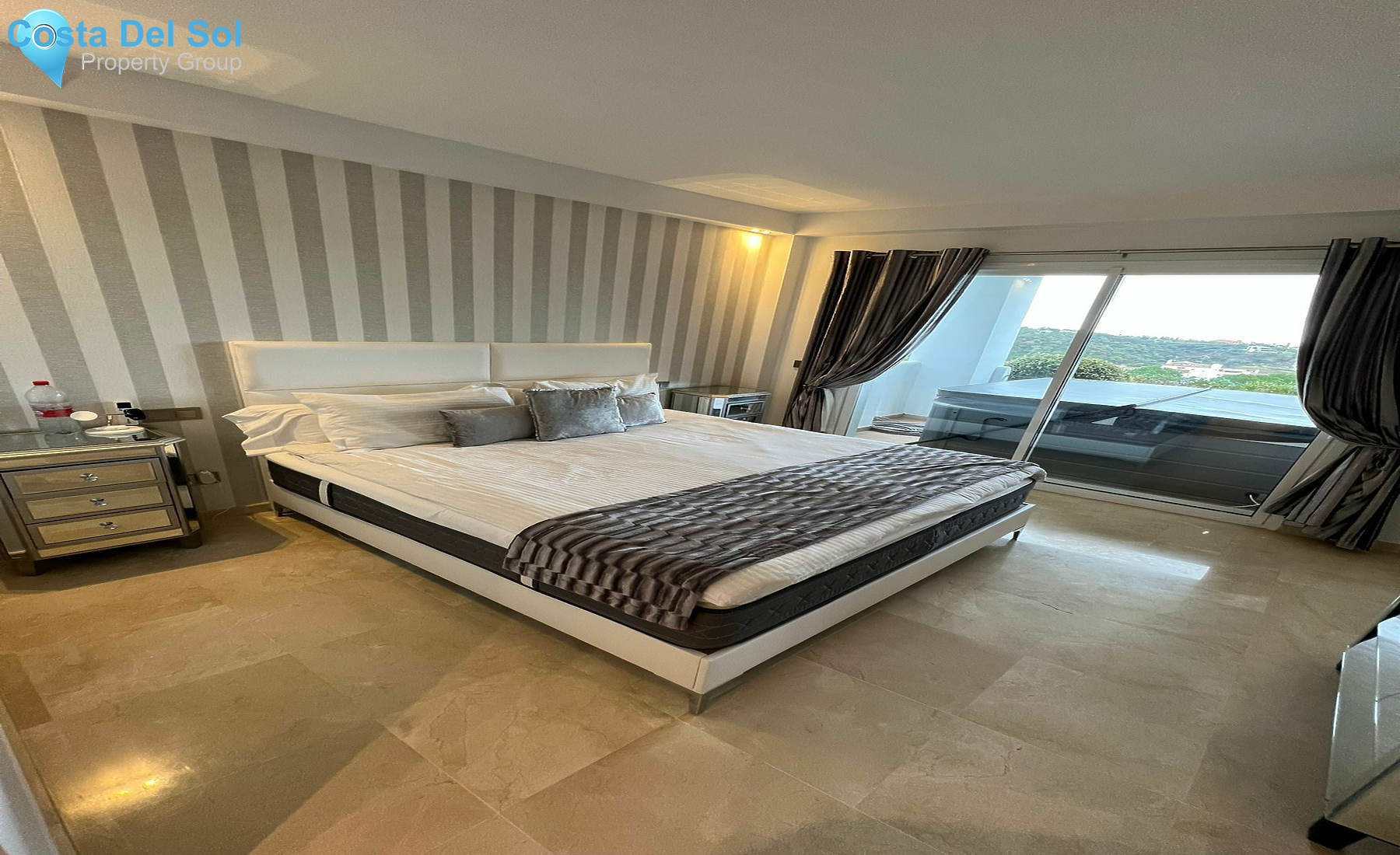 Ground Floor Apartment in La Quinta-1200904