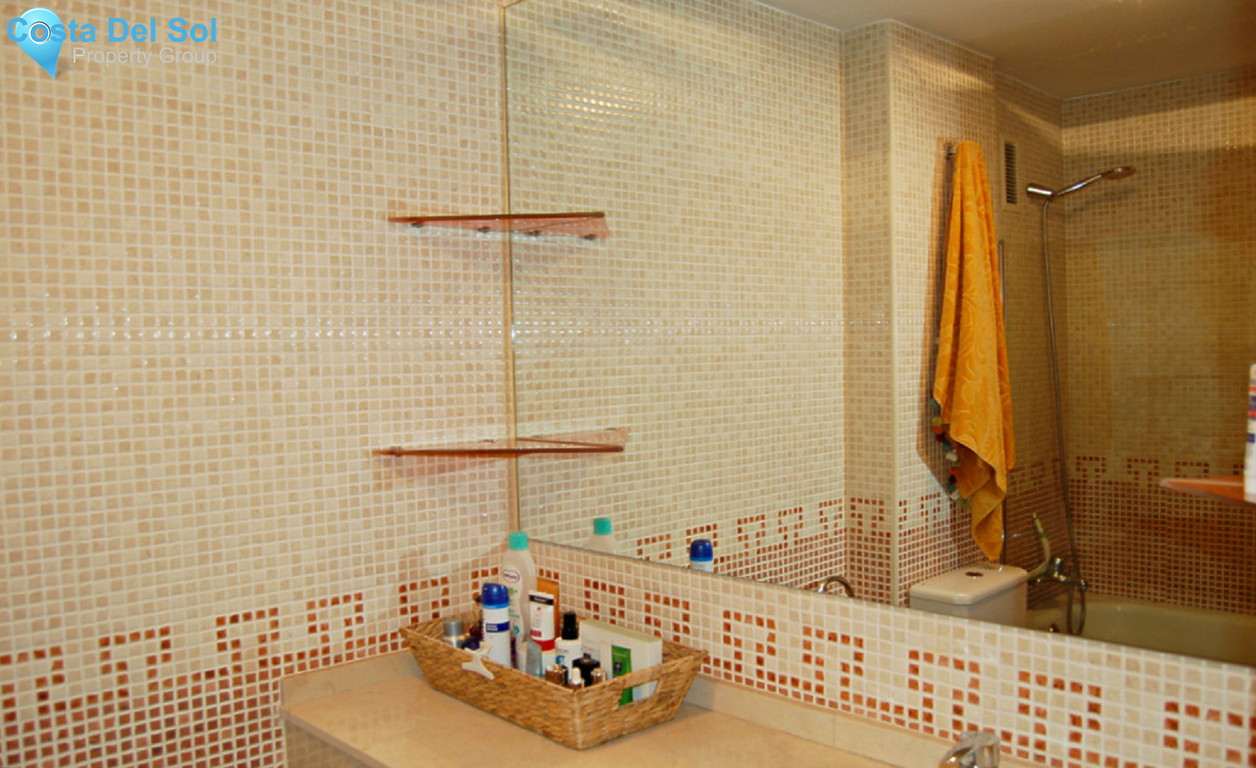 Ground Floor Apartment in Las Lagunas-1304911