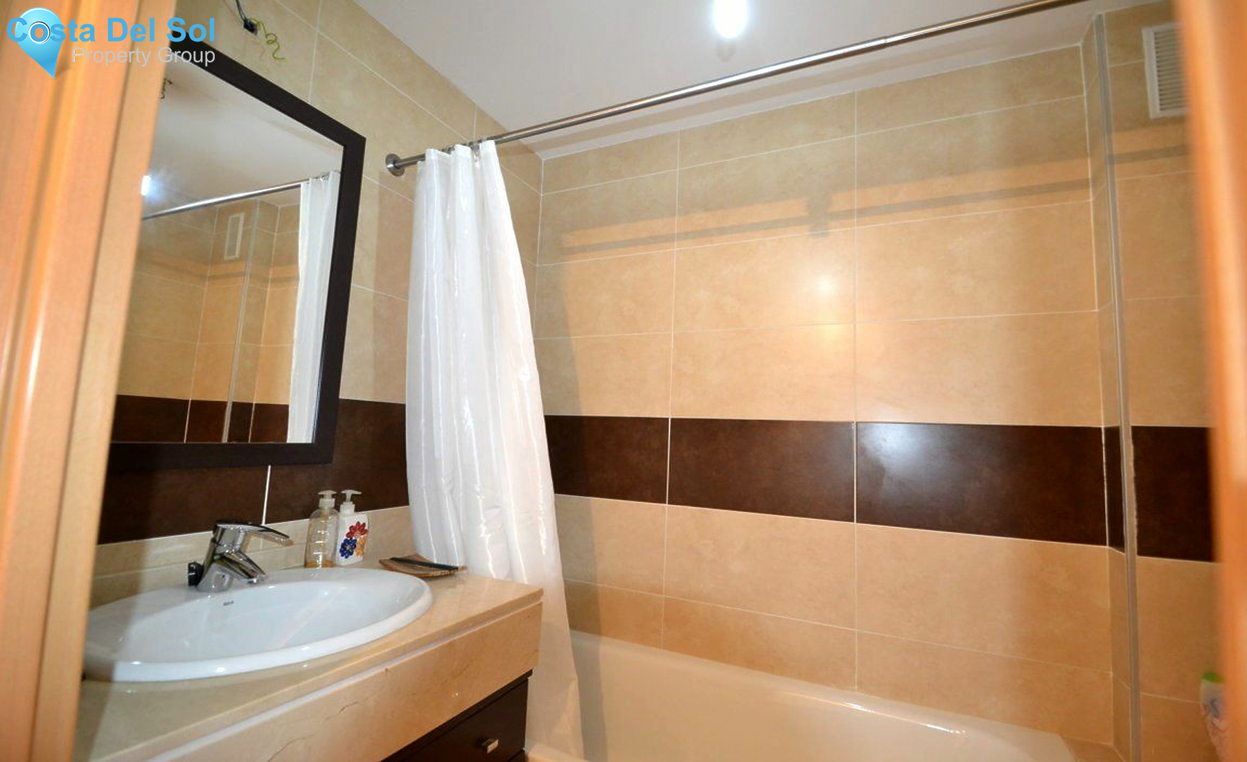 Ground Floor Apartment in Las Lagunas-1518112