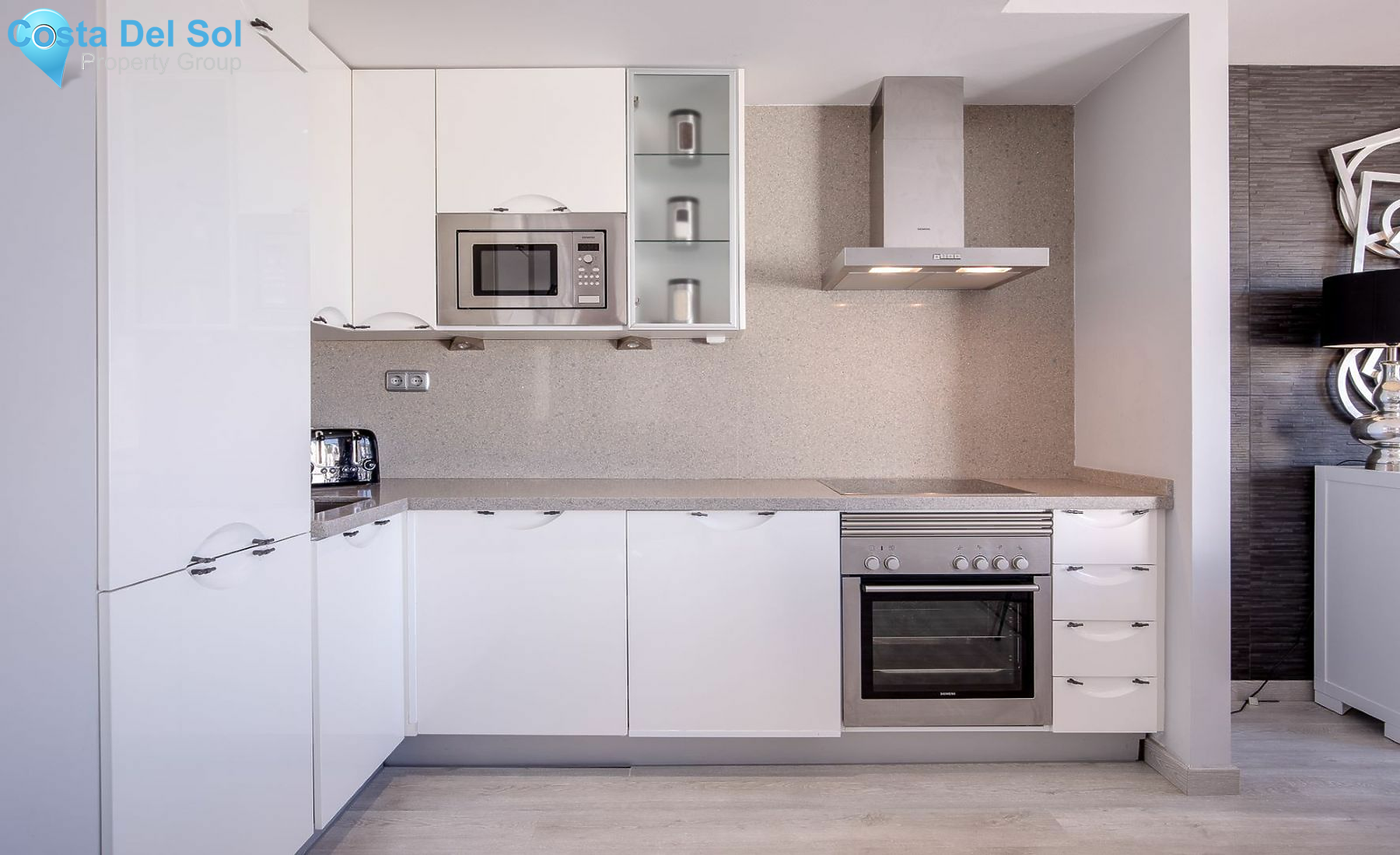 Ground Floor Apartment in Los Almendros-1468184