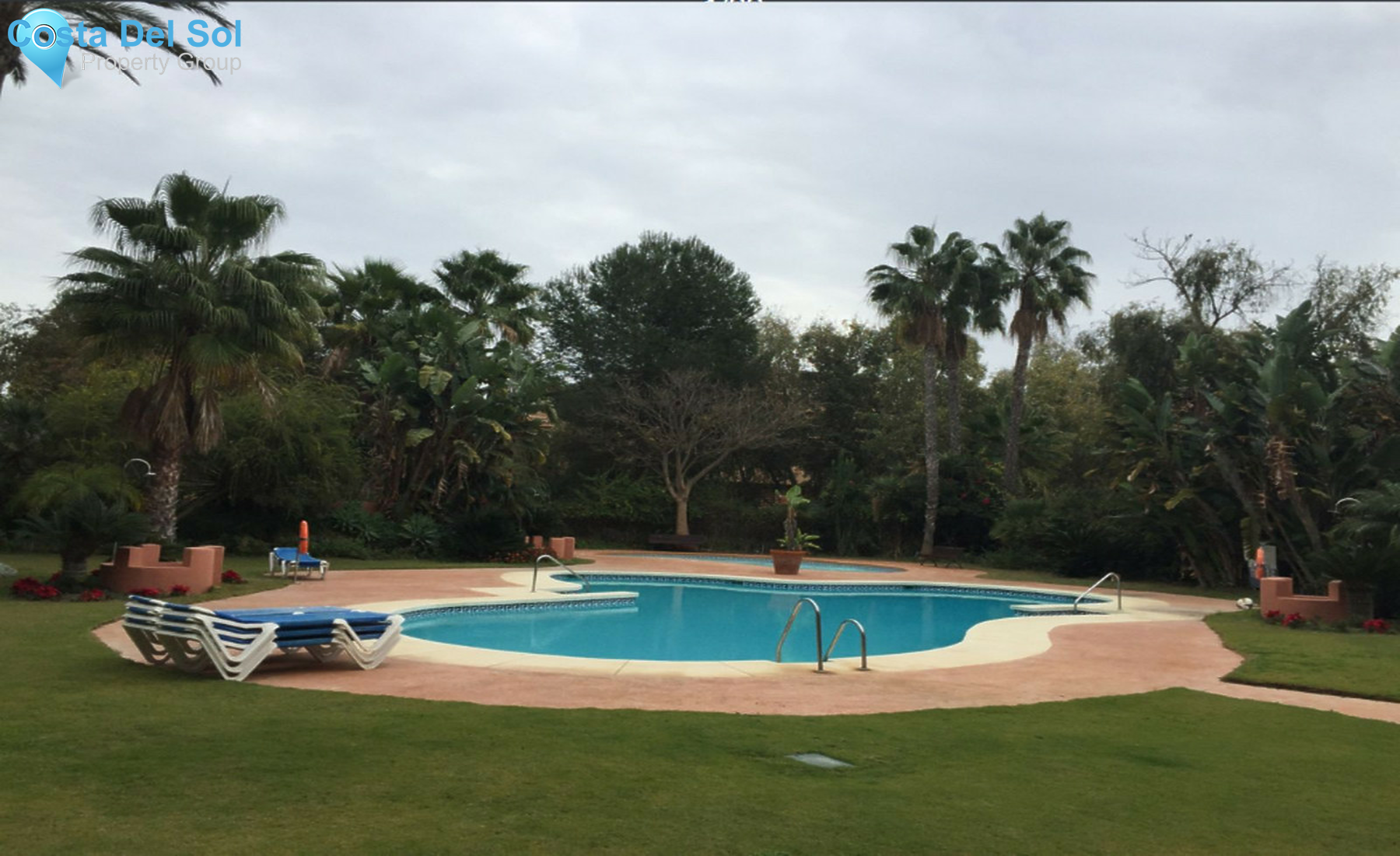 Ground Floor Apartment in Los Monteros-1278139