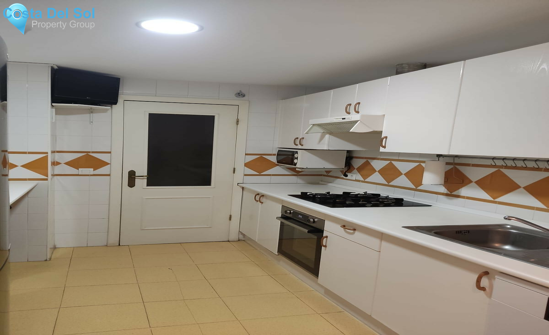 Ground Floor Apartment in Marbella-1281987