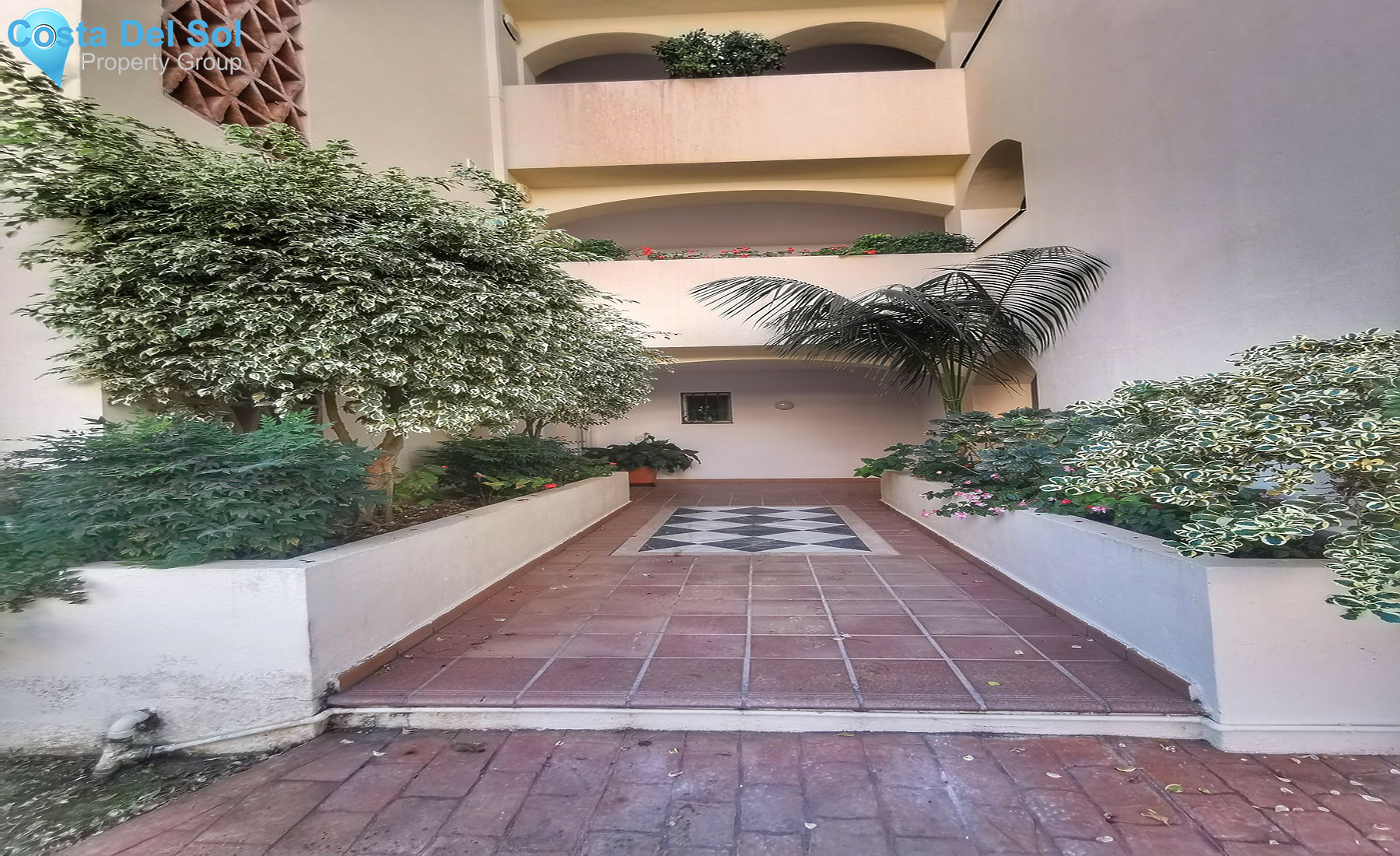 Ground Floor Apartment in Marbella