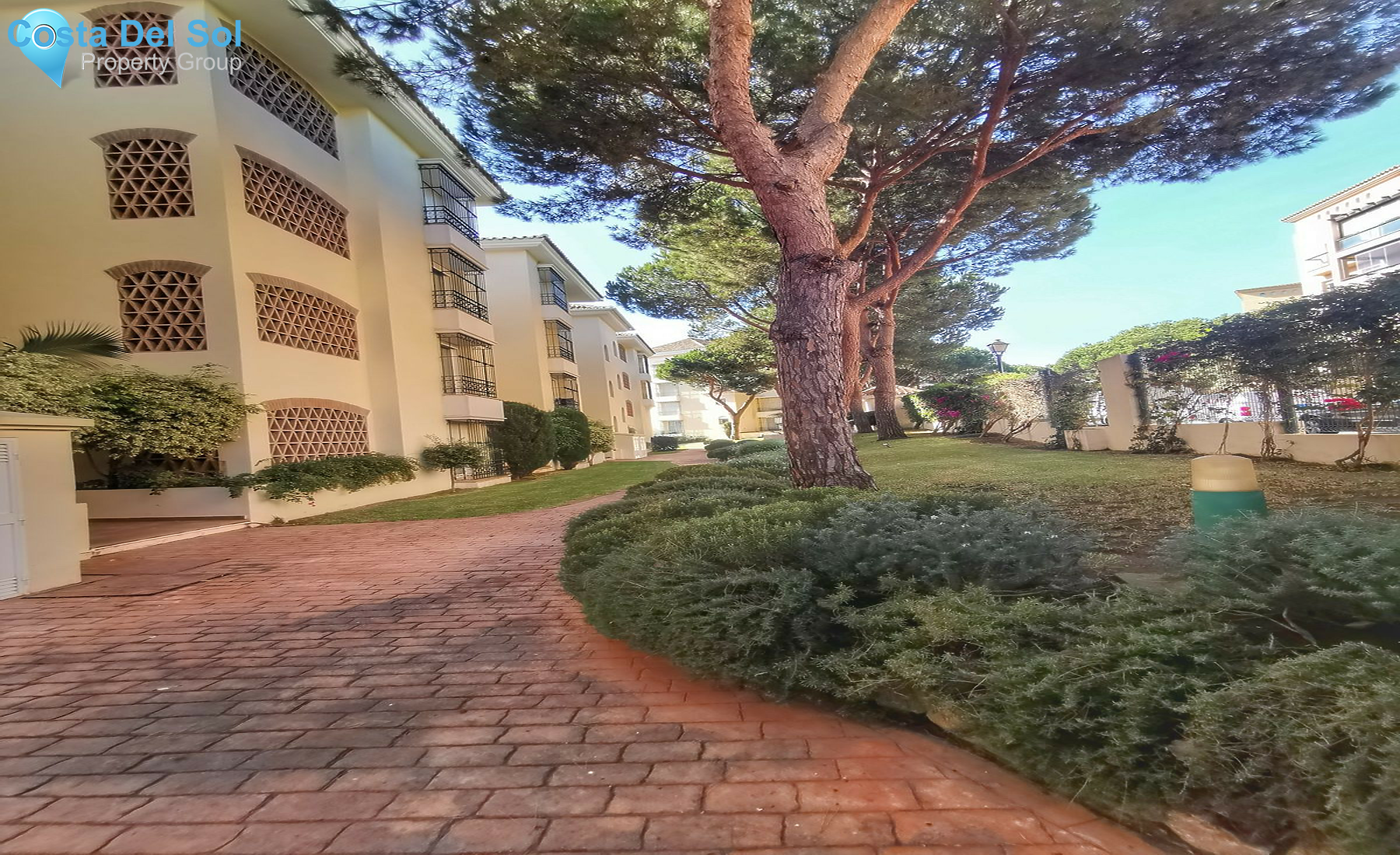 Ground Floor Apartment in Marbella-1499245