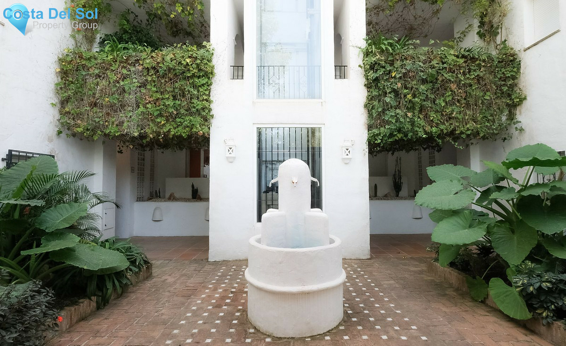 Ground Floor Apartment in Marbella-1508552
