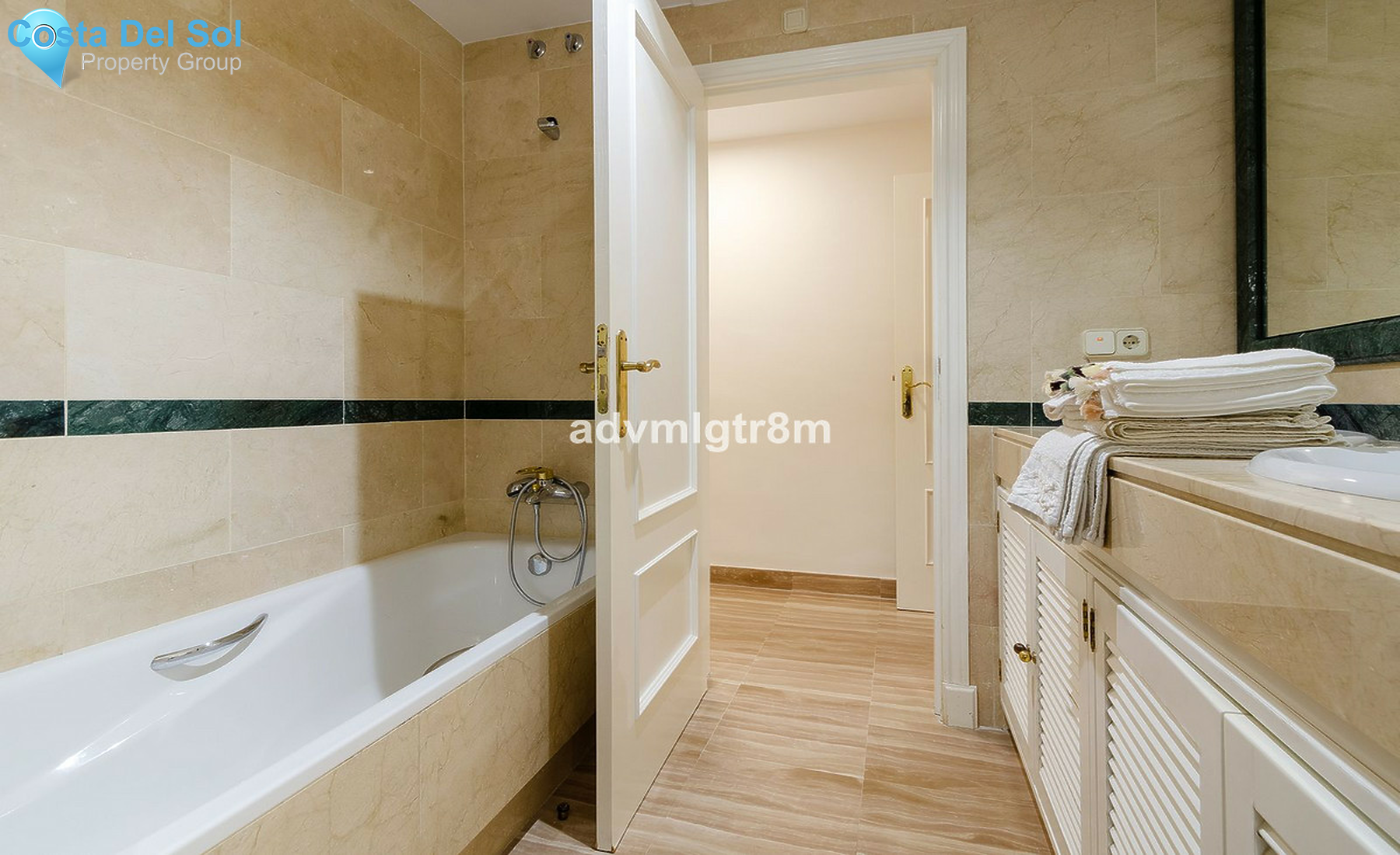 Ground Floor Apartment in Marbella-1526982