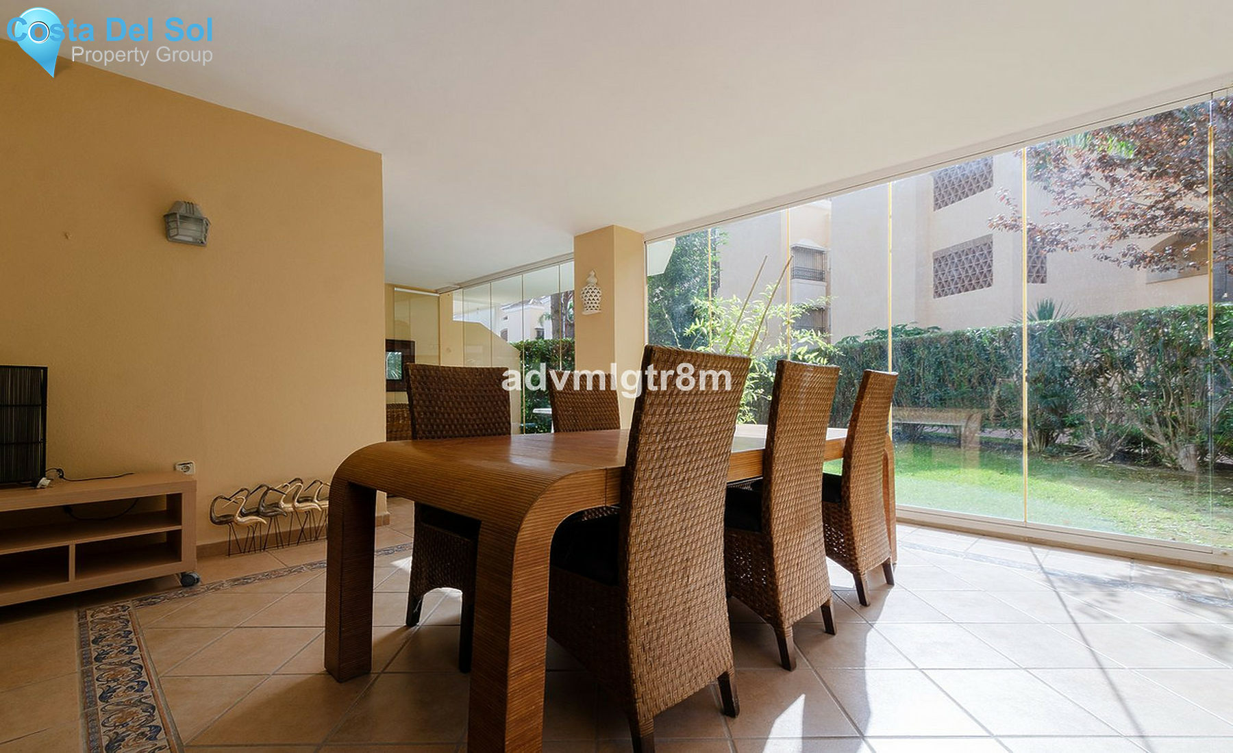 Ground Floor Apartment in Marbella-1526971
