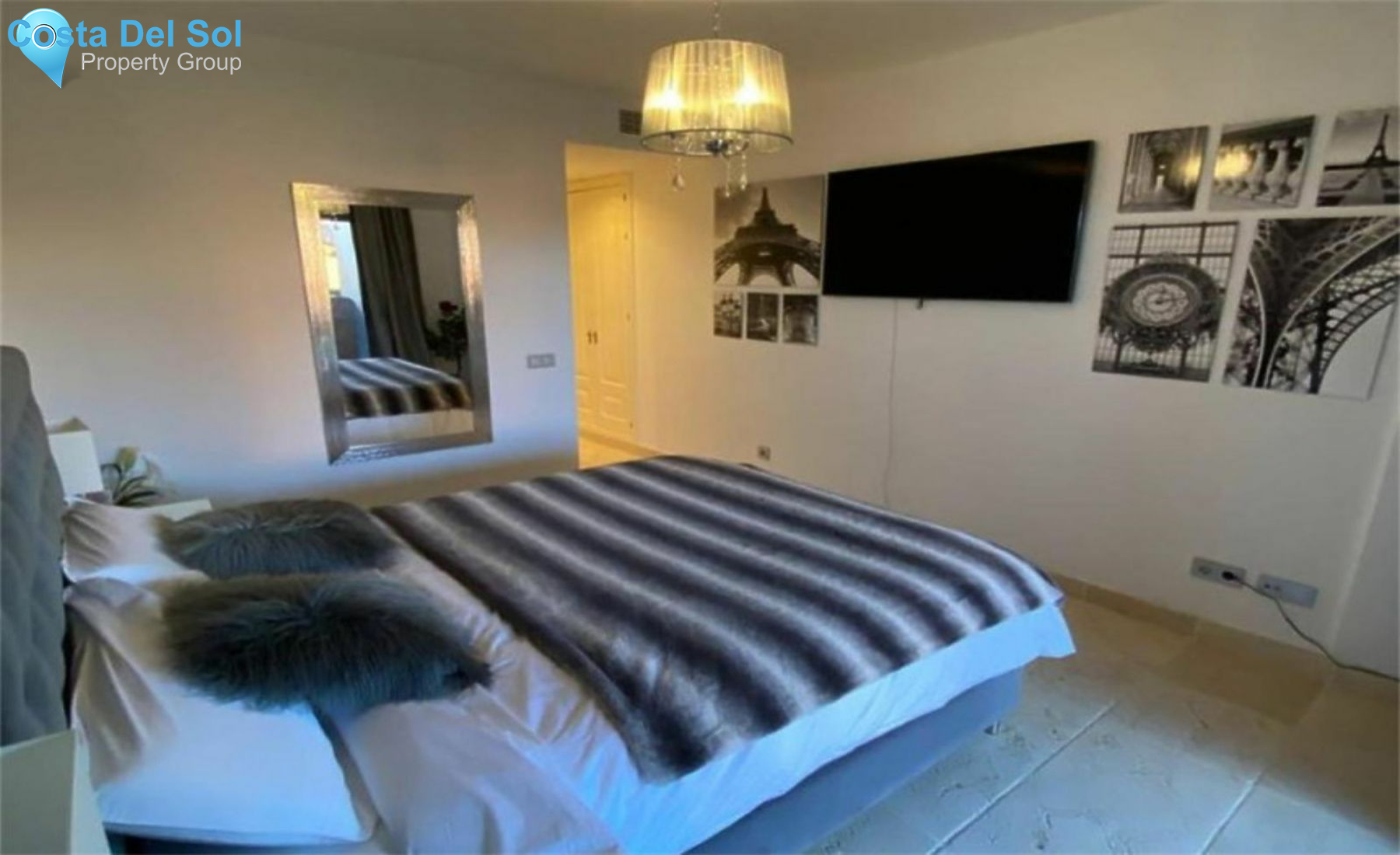 Ground Floor Apartment in Benahavís-1174959