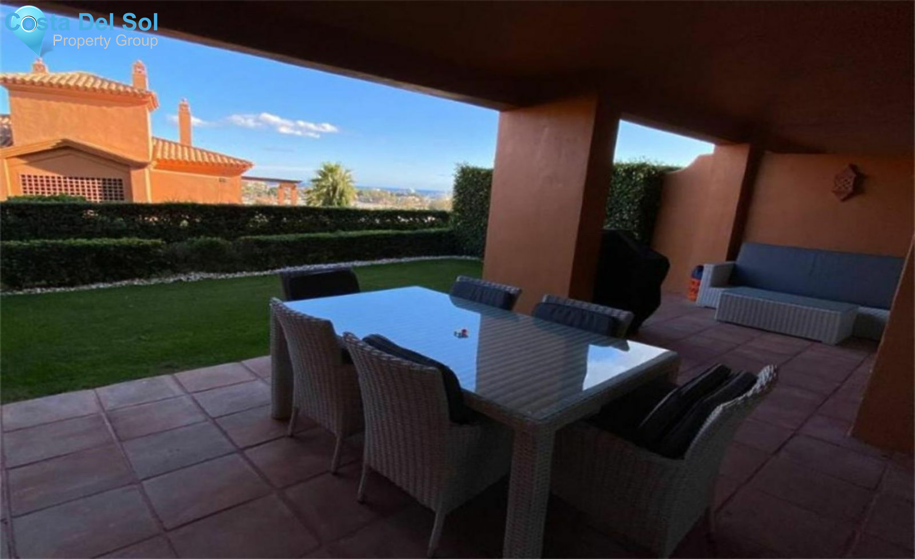 Ground Floor Apartment in Benahavís-1174949