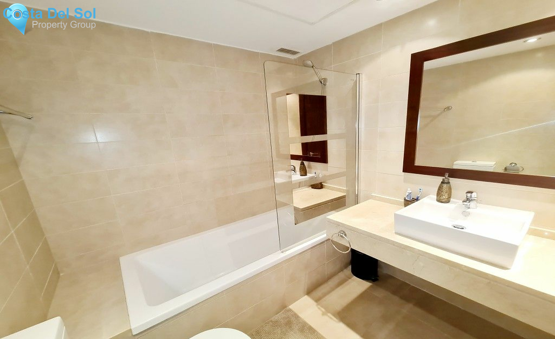 Ground Floor Apartment in Marbella-1389868