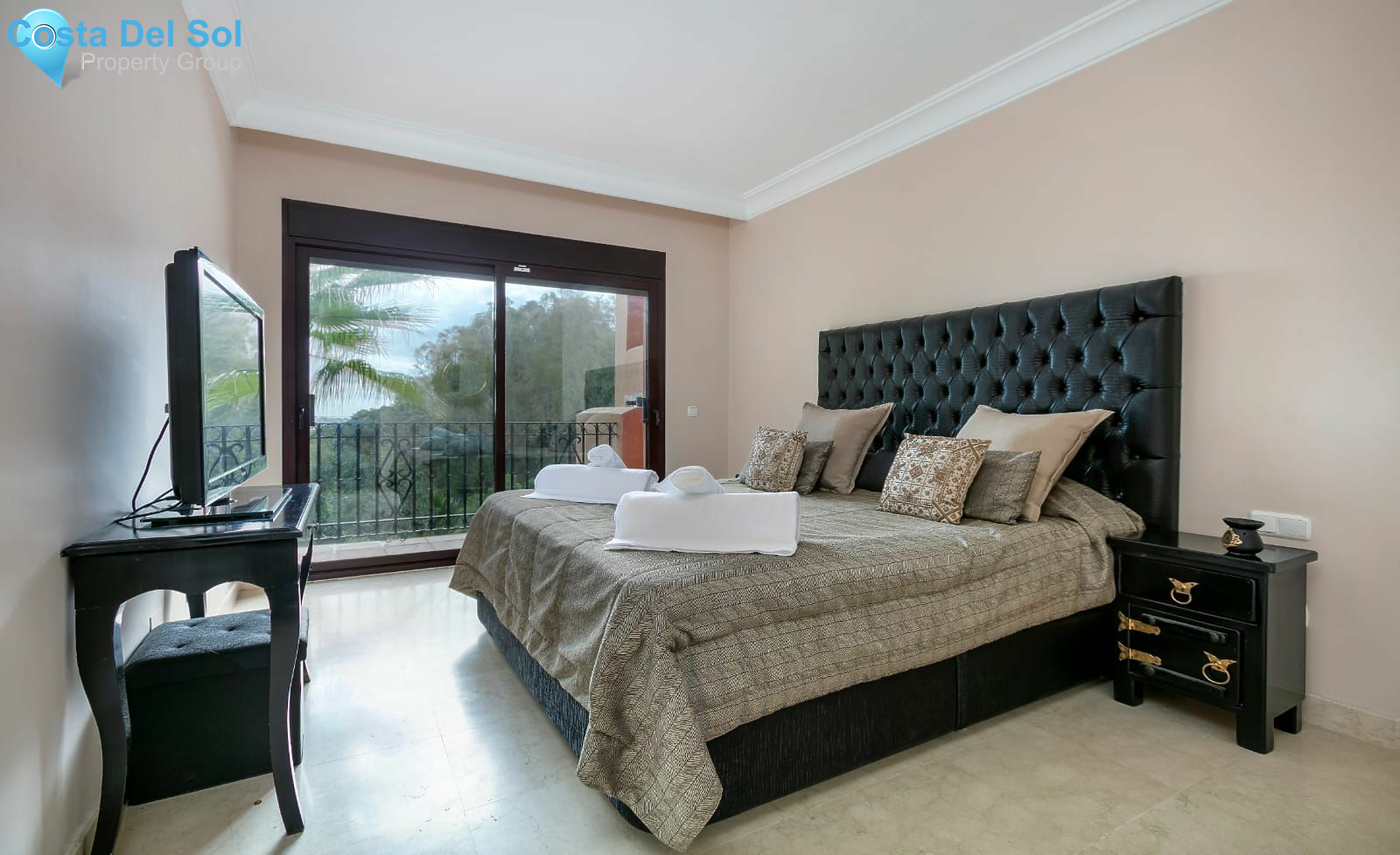 Ground Floor Apartment in Marbella-1426027