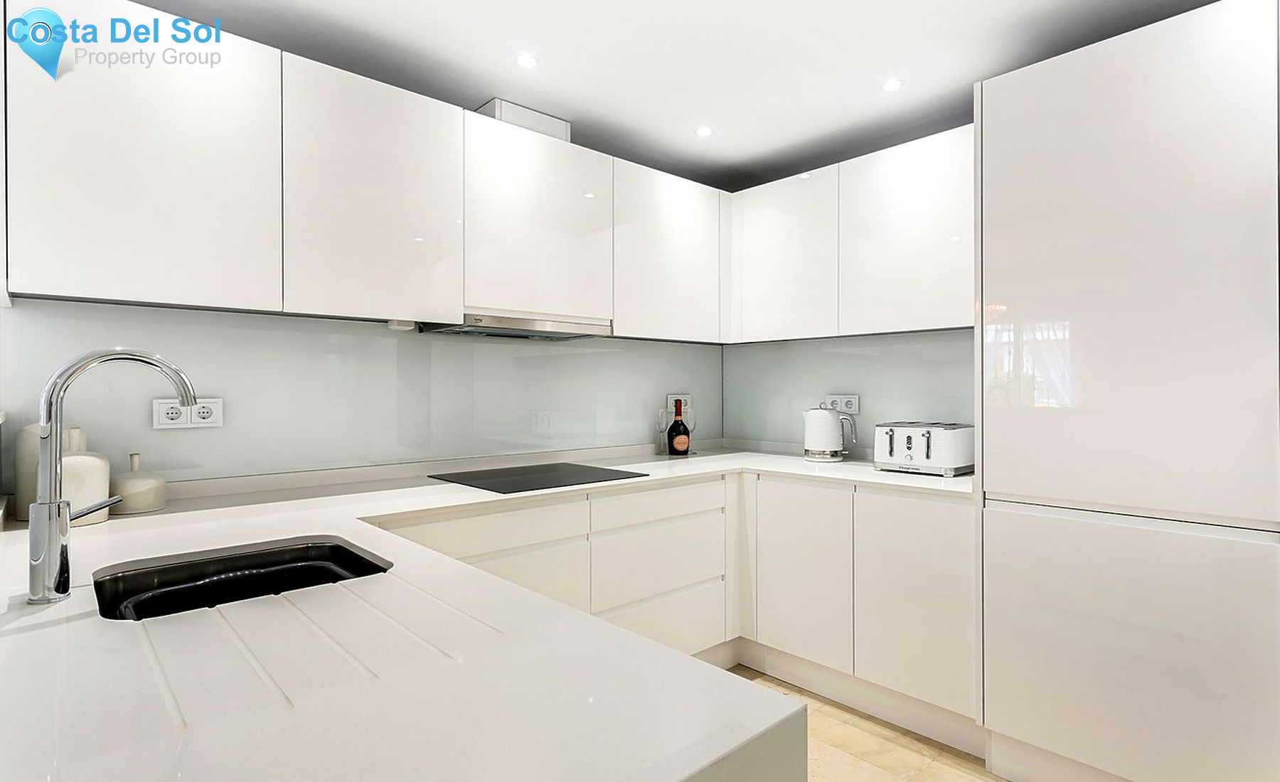 Ground Floor Apartment in Marbesa-1502991