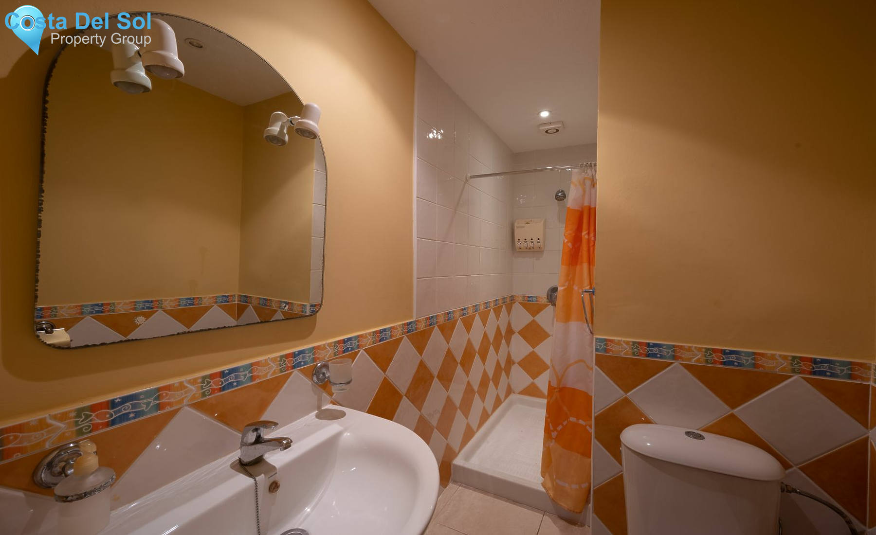 Ground Floor Apartment in Marbesa-1178931