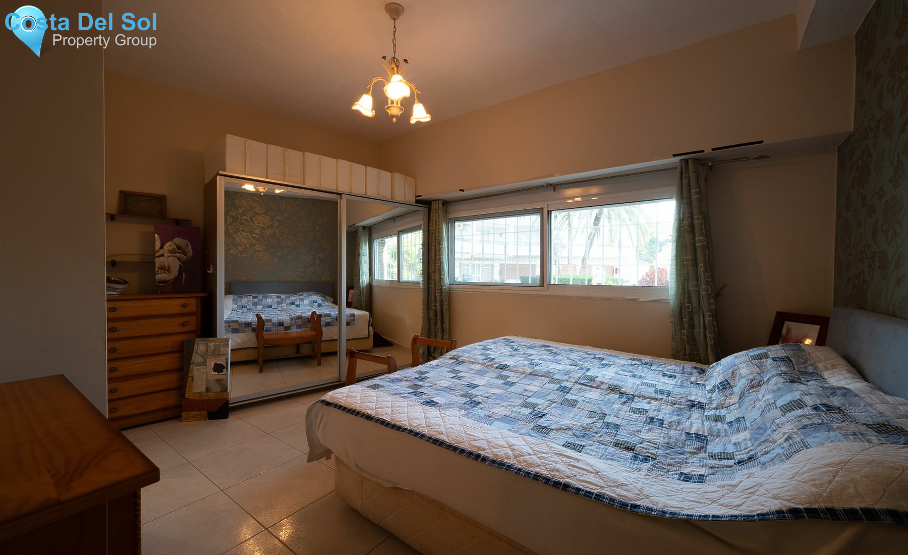 Ground Floor Apartment in Marbesa-1178932