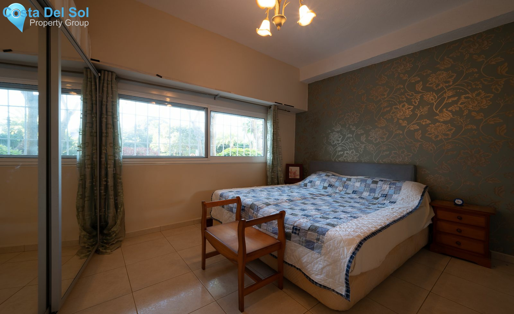 Ground Floor Apartment in Marbesa-1178937