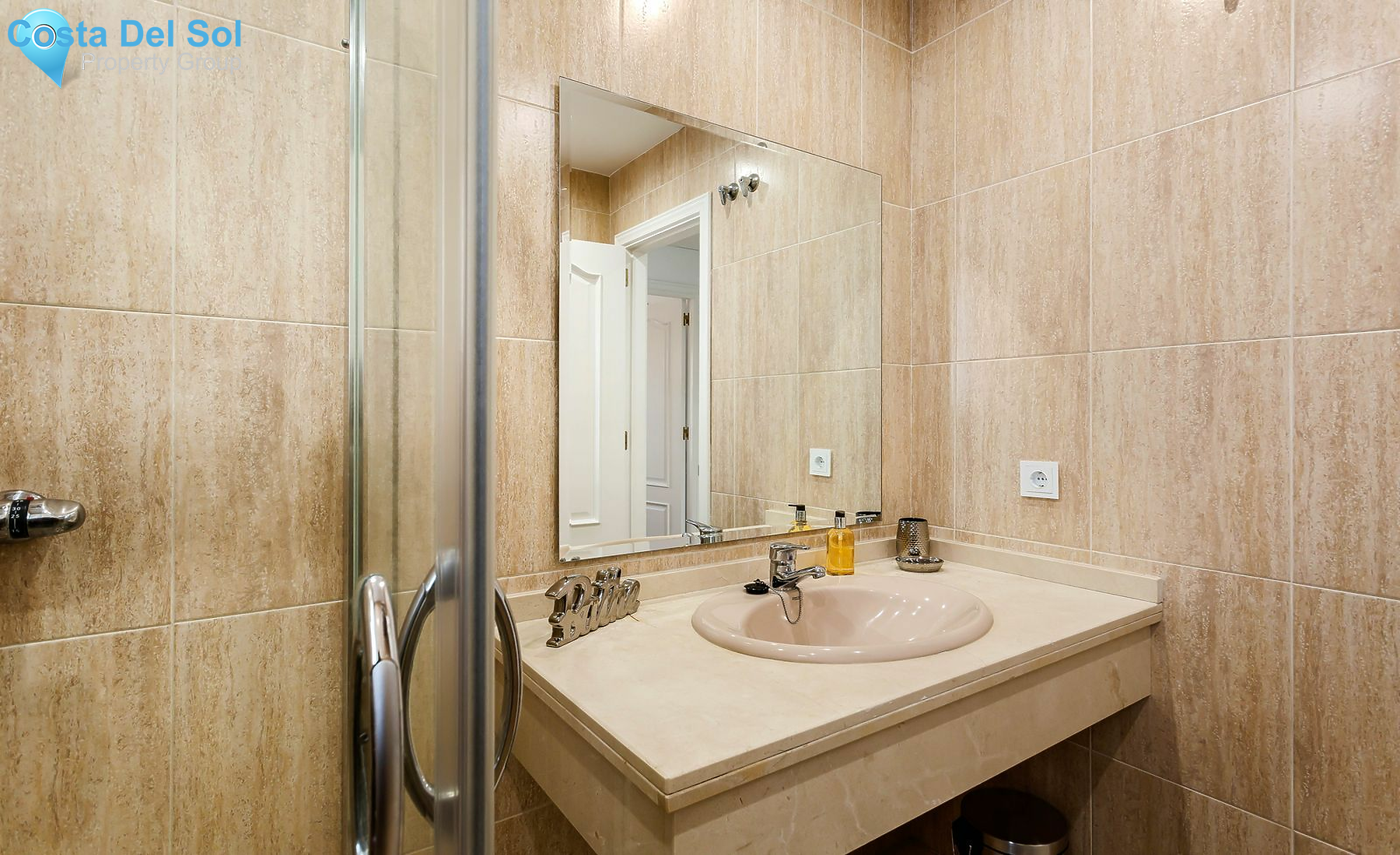 Ground Floor Apartment in Marbesa-1493929