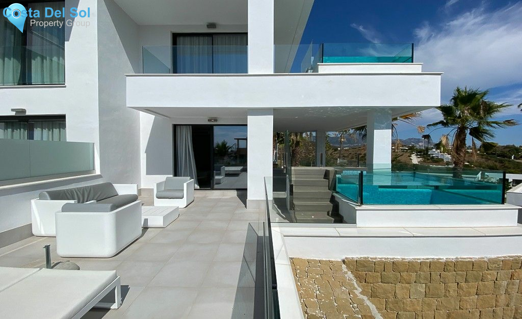 Ground Floor Apartment in Mijas Costa-1159732